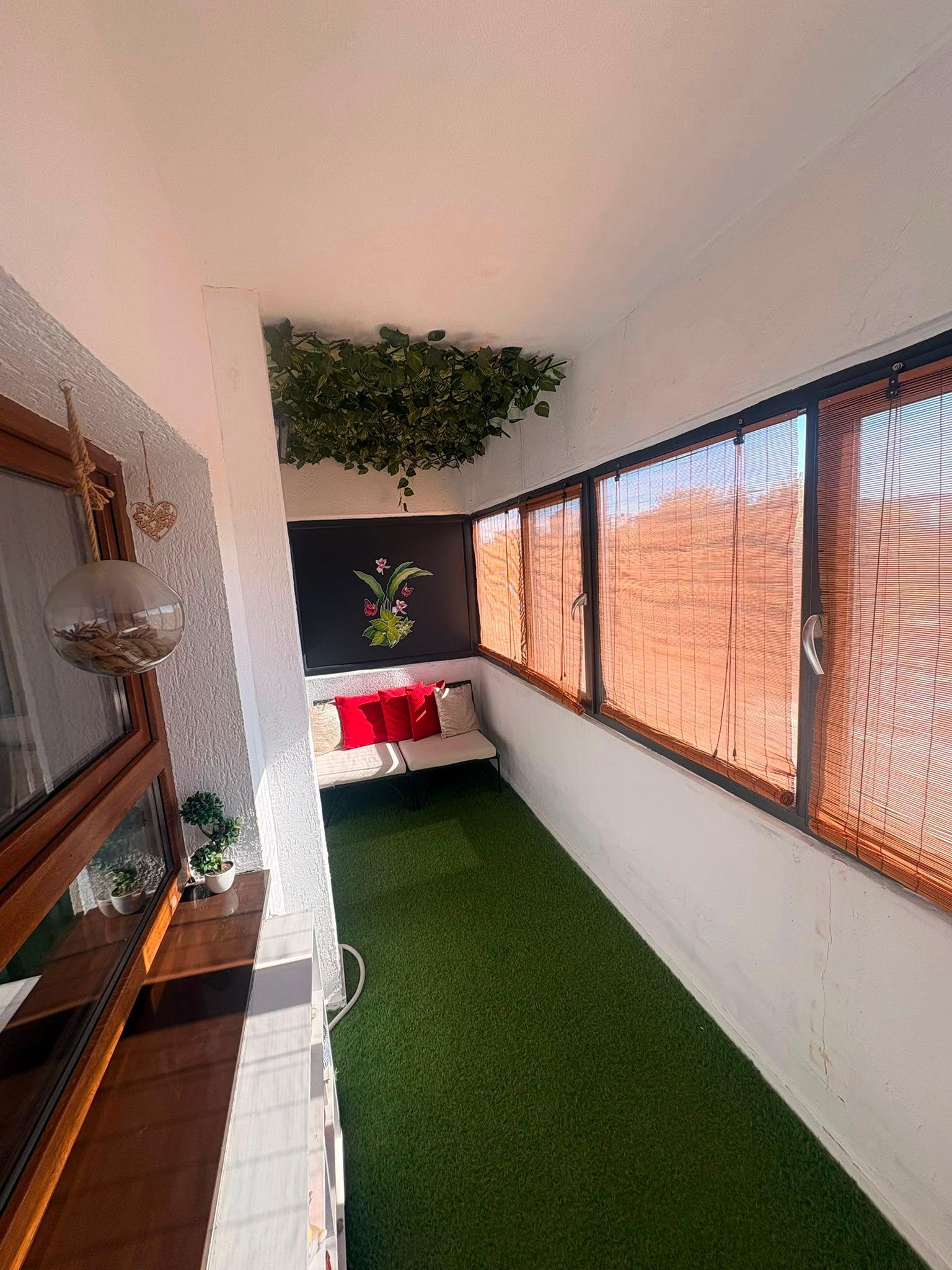 De inchiriat apartament cu 2 camere bloc Privilege, et. 1, 500 E - 7
