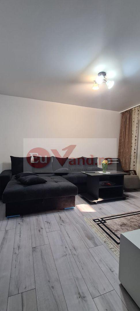 De vanzare apartament cu 3 camere, Piata Centrala, et. 3, 105.000 euro - 3