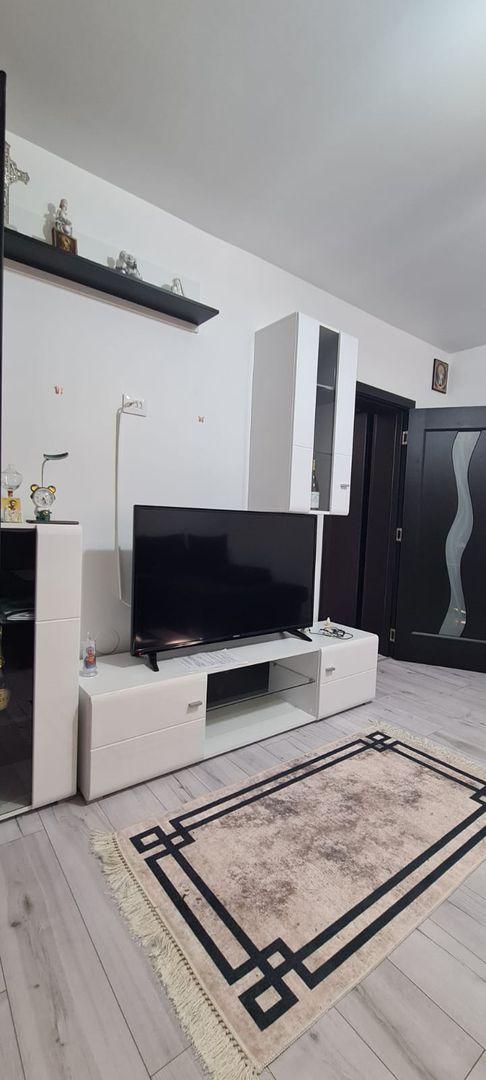 De vanzare apartament cu 3 camere, Piata Centrala, et. 3, 105.000 euro - 6