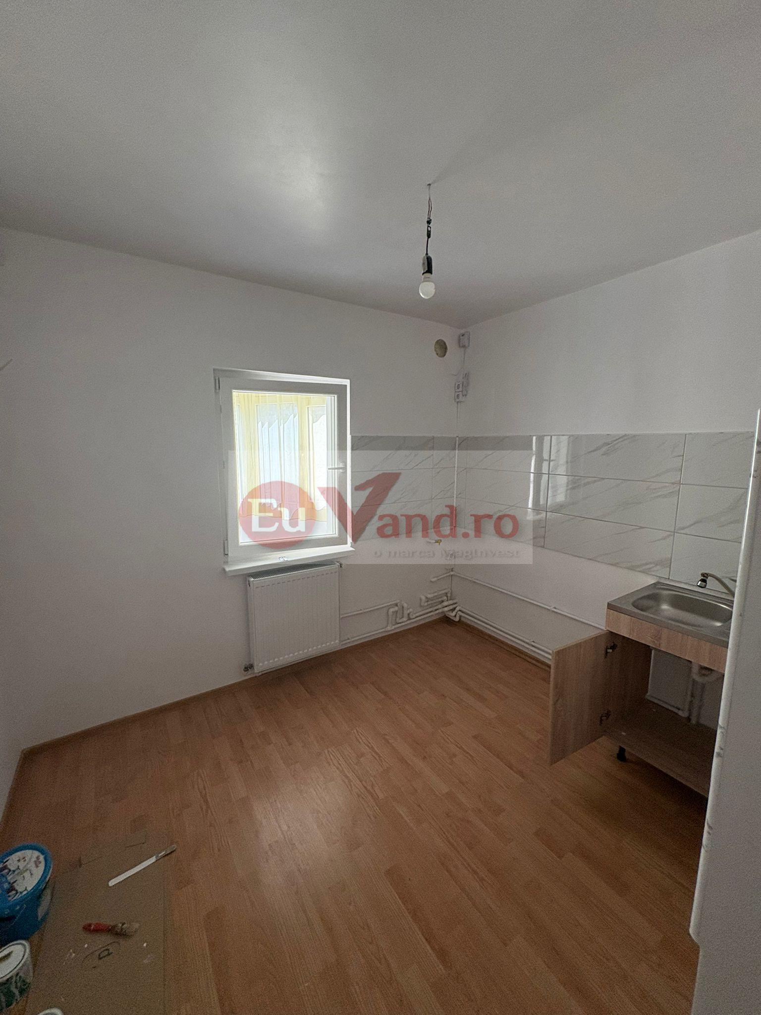 De inchiriat apartament cu 2 camere nemobilat, I. C. Frimu, etaj 3, 300 Eur - 3
