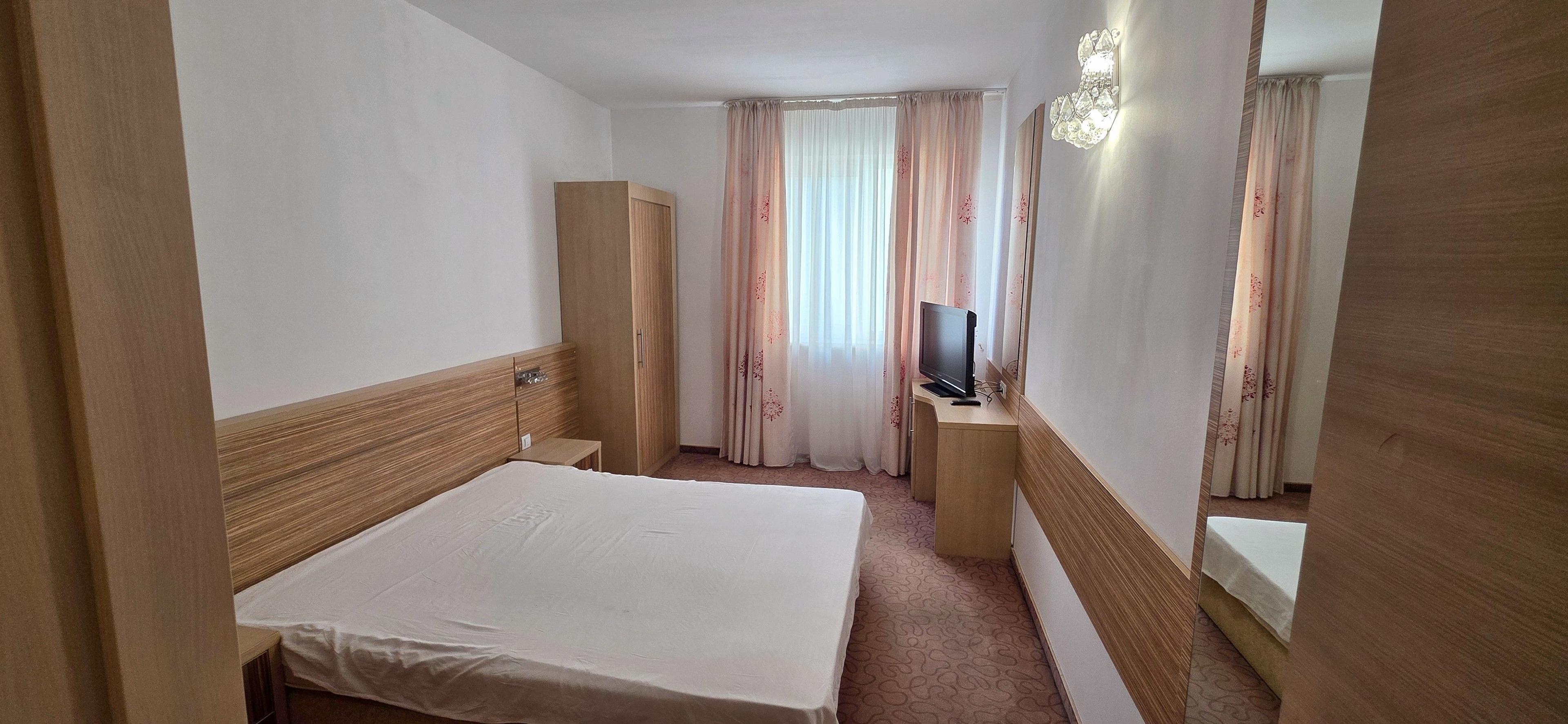 Apartament 2 camere de închiriat – Vitan Rin Grand Hotel 38 mp - 1