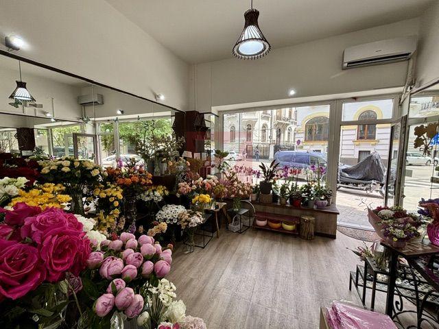 Investitie - Spatiu comercial ultracentral, inchiriat cu 900 Euro. - 1