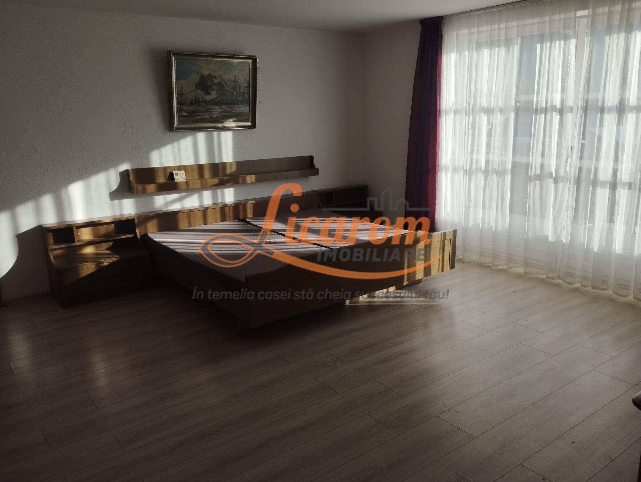 Apartament 3 camere Comuna Cristian,mobilat si utilat 430 euro. - 1