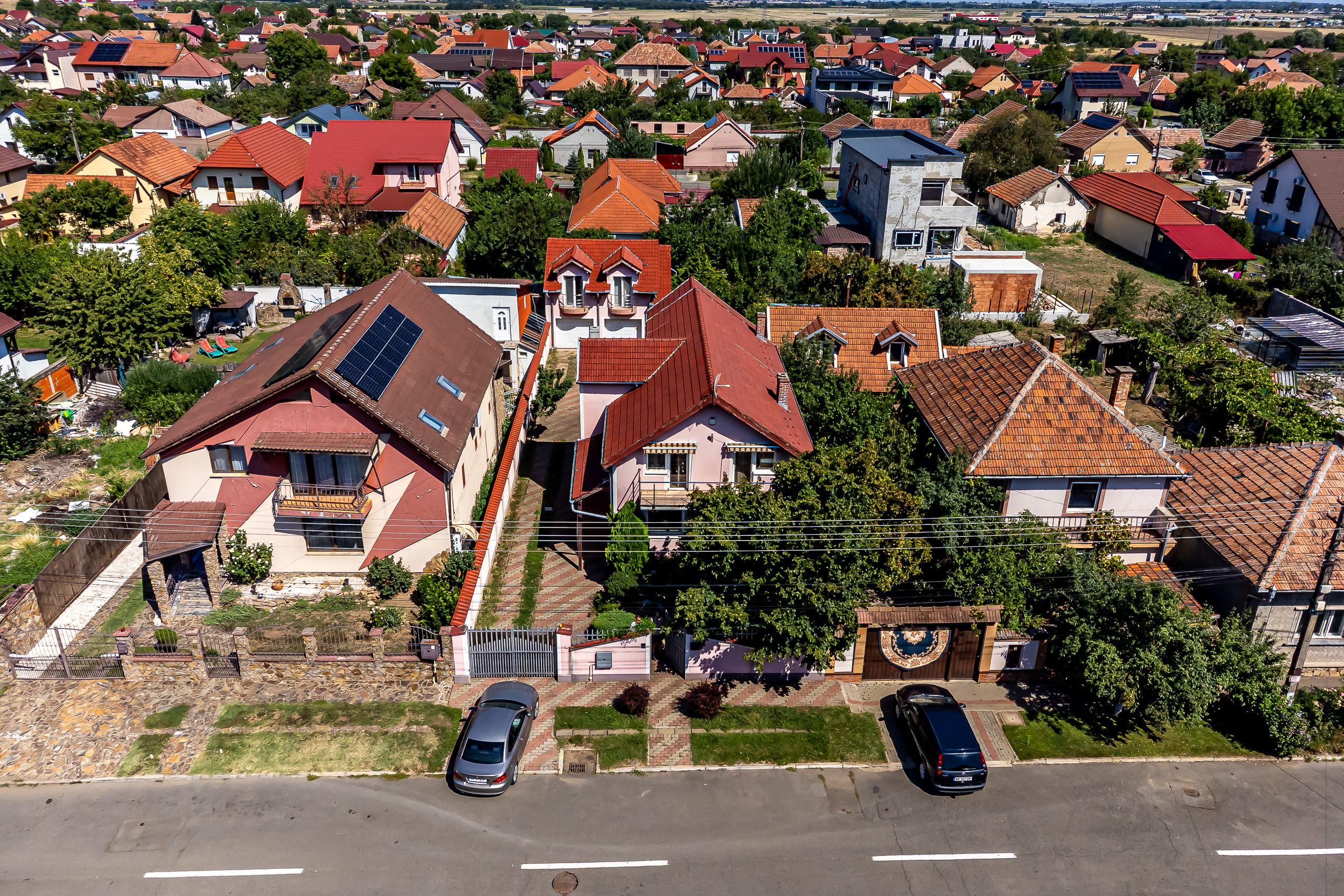 Vilă cu 6 camere în zona rezidențială - Poltura - 12
