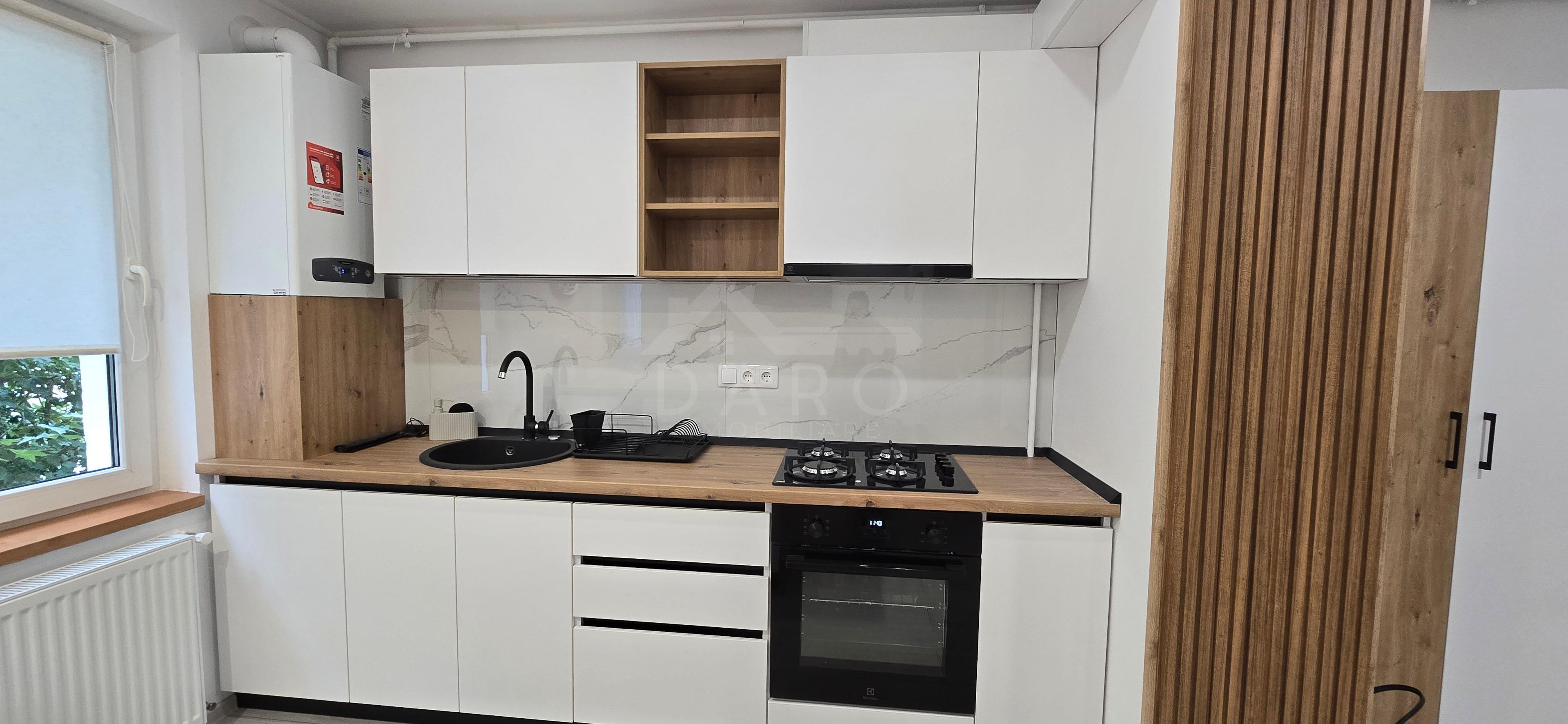 Apartament cu 3 camere Tudor etaj 2 prima închiriere - 1
