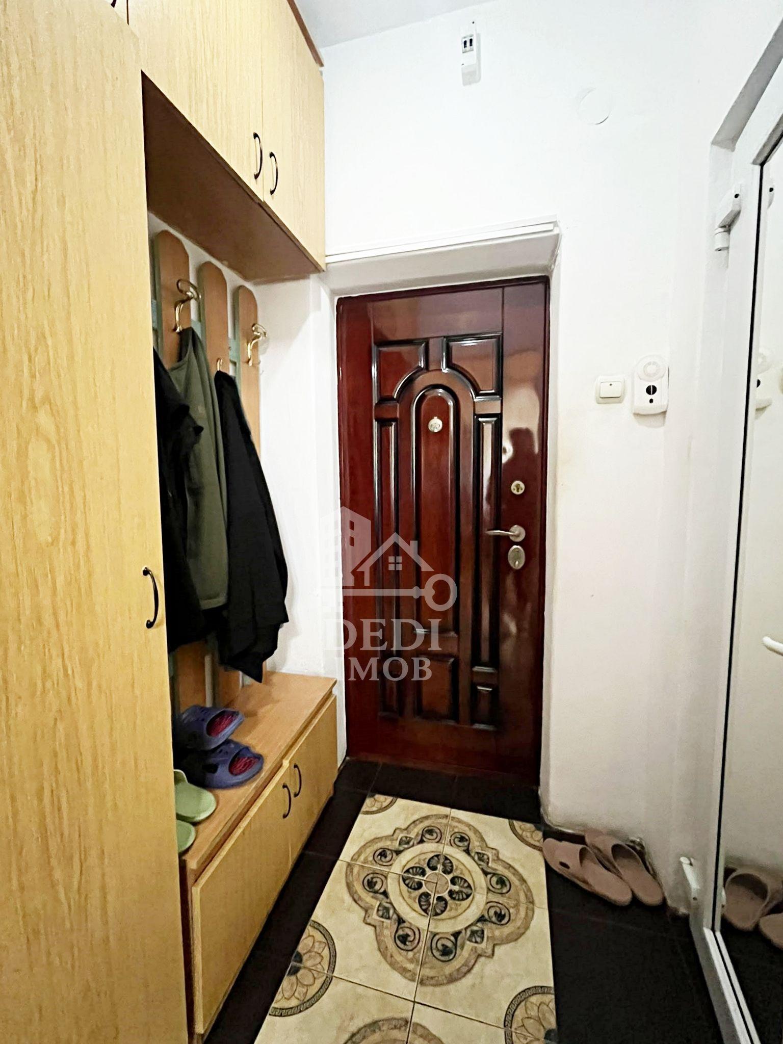 Apartament 2 camere de vanzare in zona Rogerius, Oradea - 5