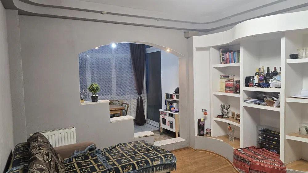 De vanzare apartament cu 2 camere, Micro 14, etaj 3, 69.000 euro - 1