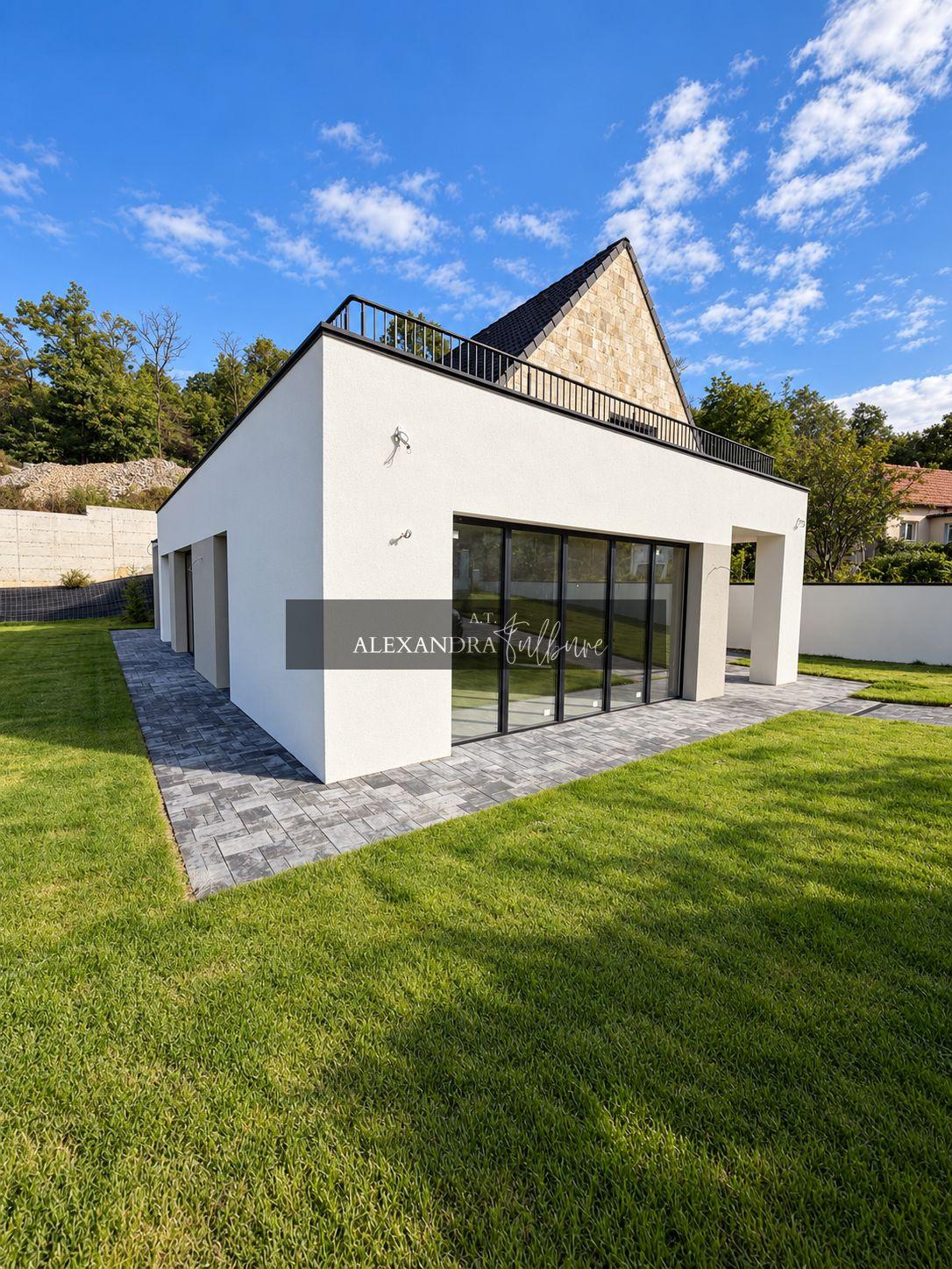 Casa individuala 6 camere, 5 bai, terasa la etaj, curte, P+ET+POD - 8