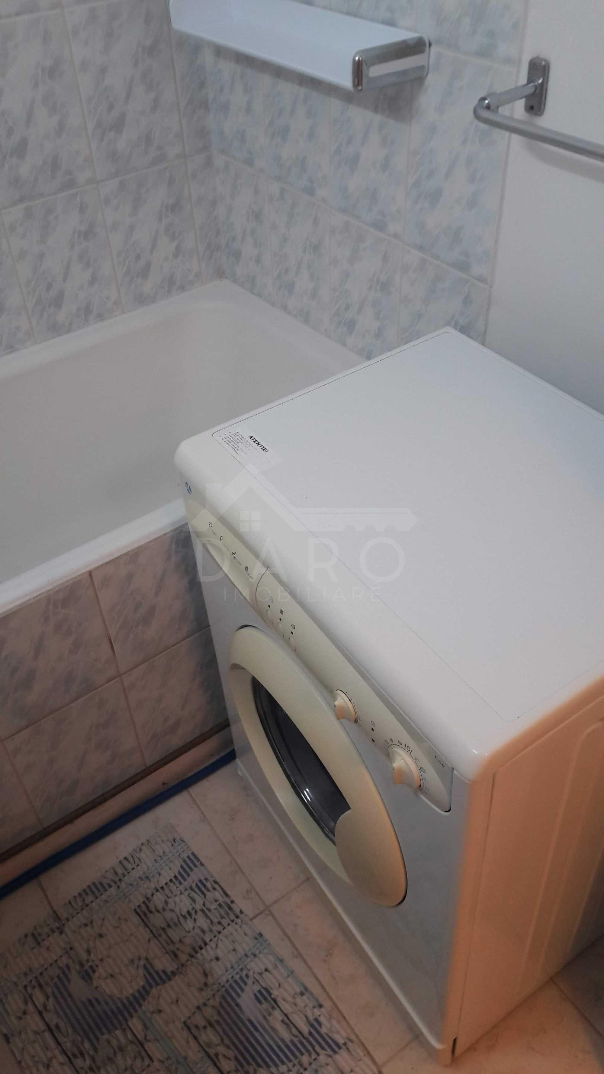 Apartament cu o cameră de vânzare în Aleea Carpați - 5