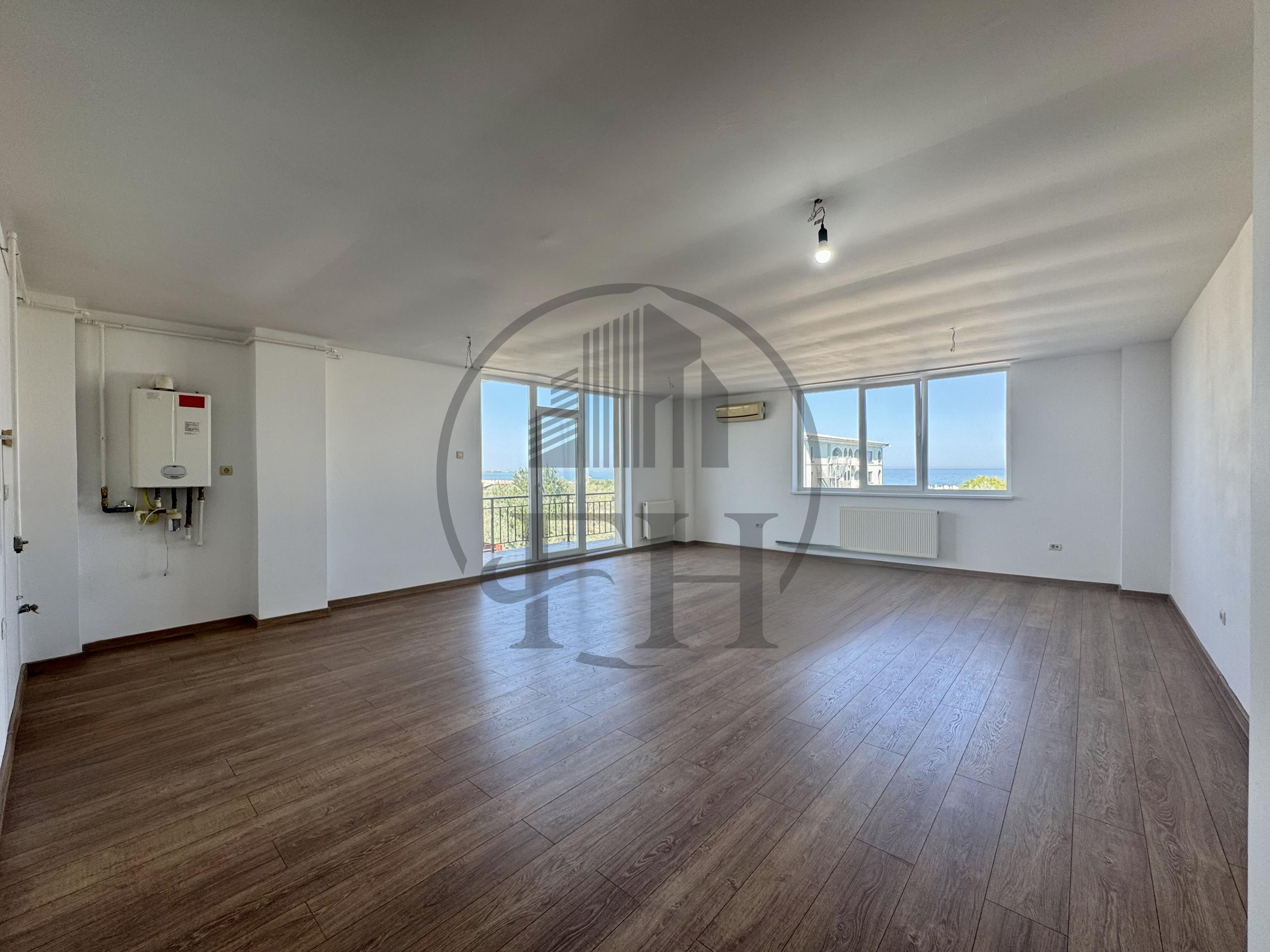 Apartament 3 camere de vânzare Mamaia Nord, Constanța - 1