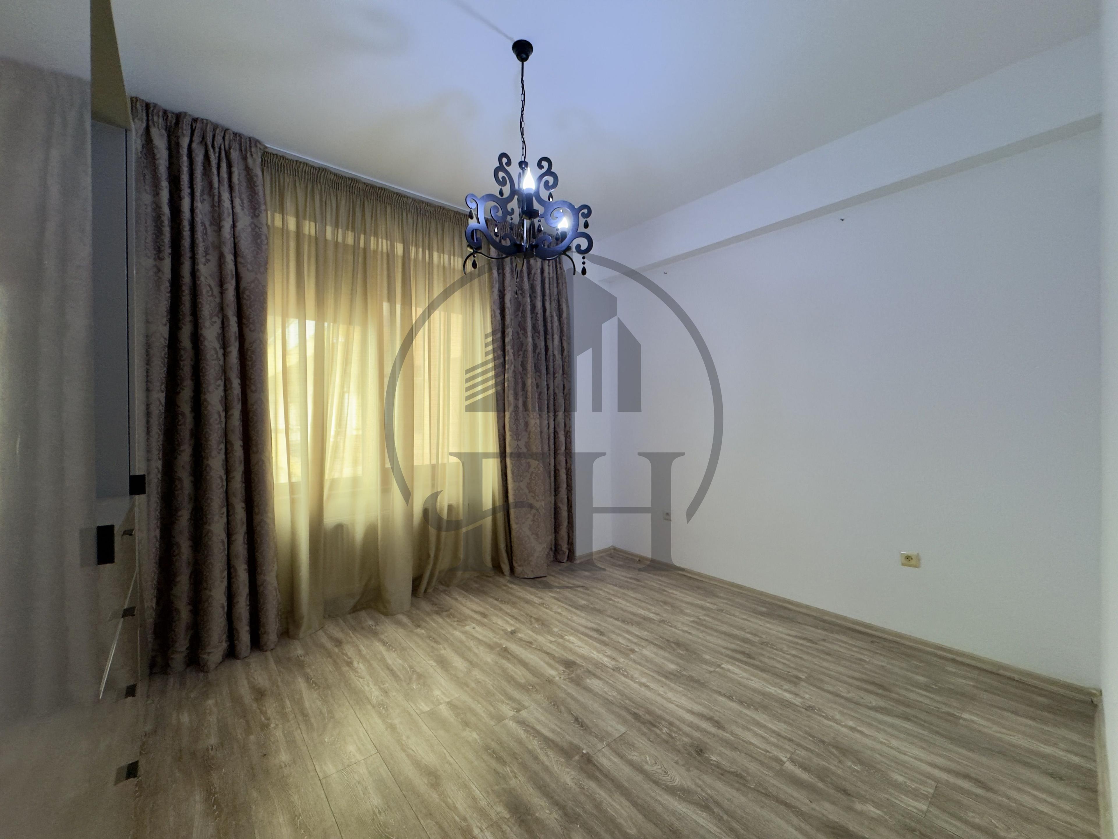 Apartament 3 camere de vanzare Mamaia, zona Summerland - 4