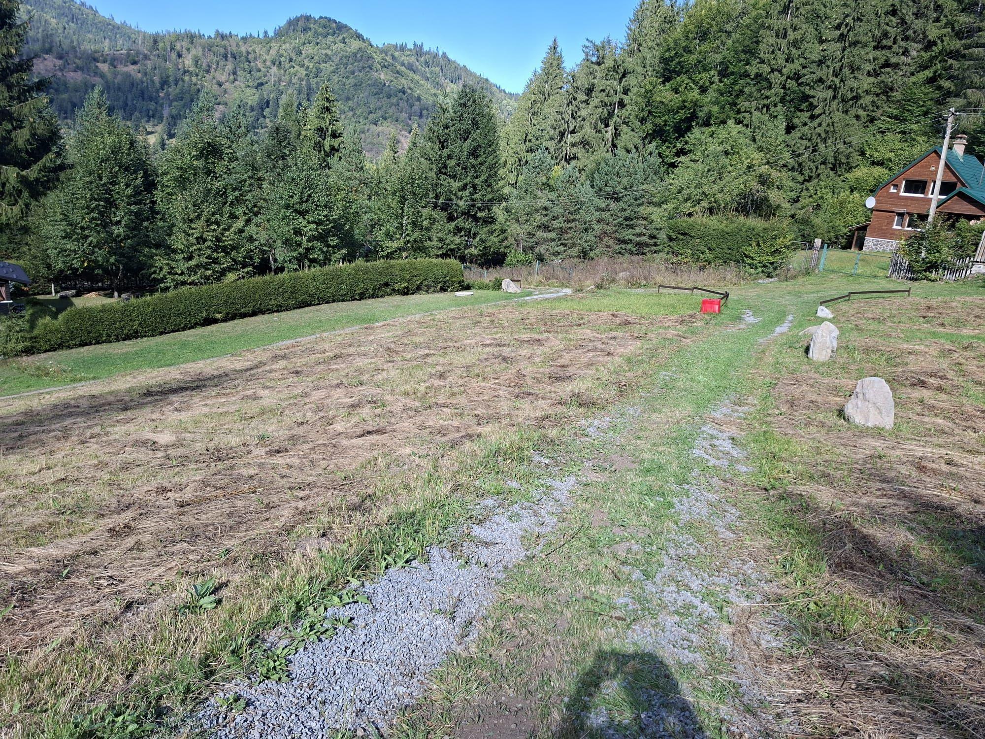 Teren intravilan la munte - 5