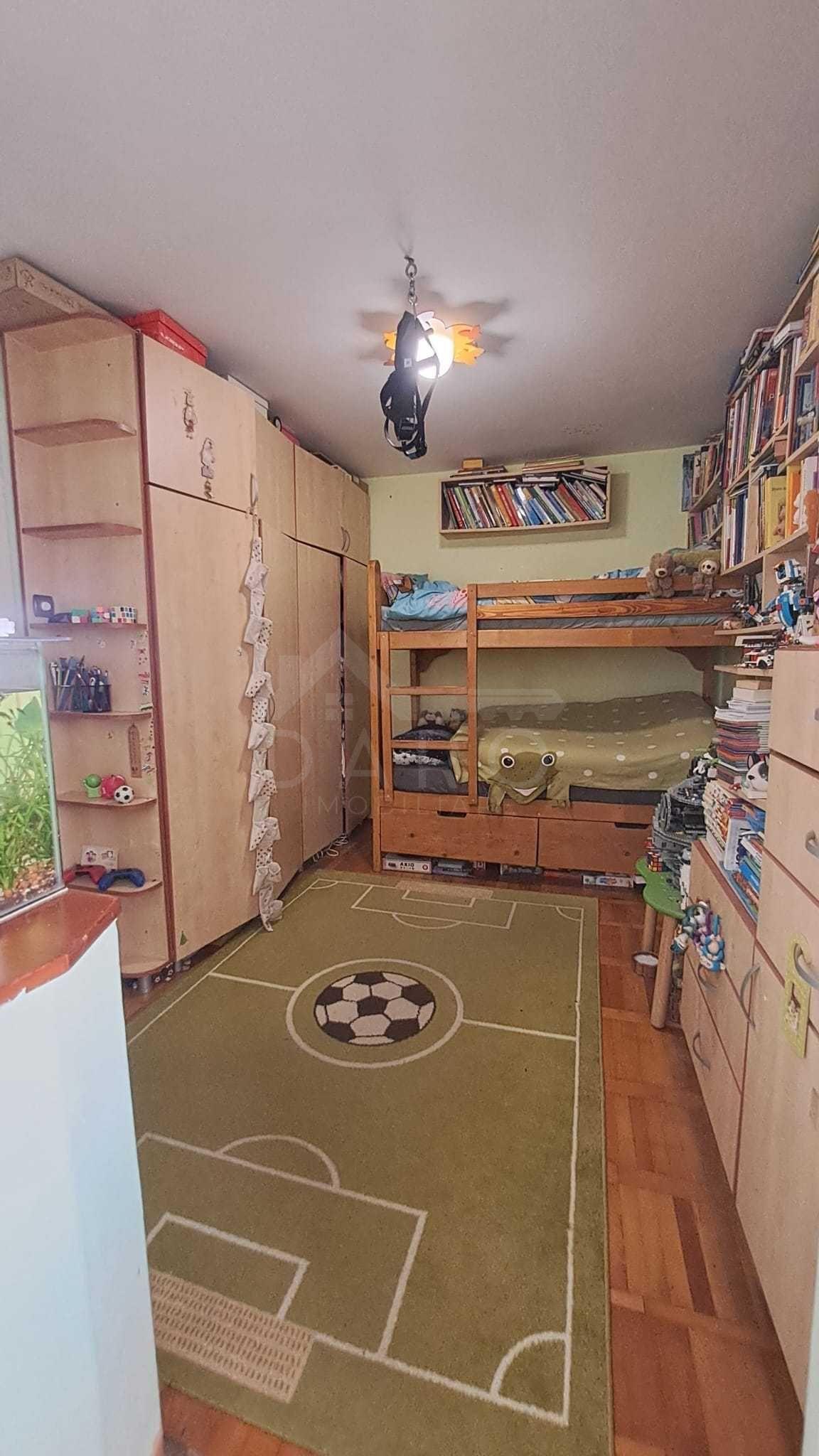 Vânzare apartament cu 2 camere - 4