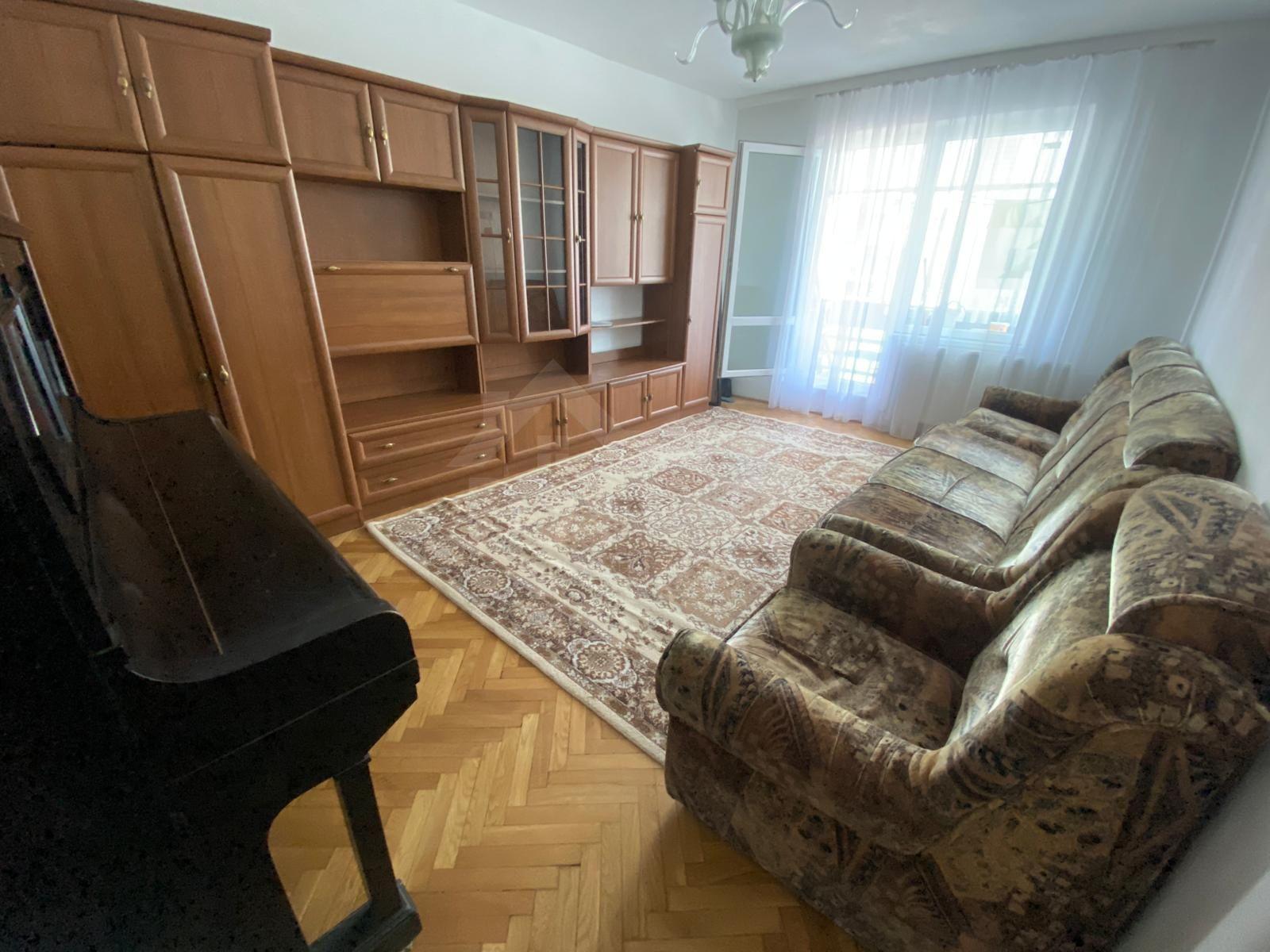 Închiriez apartament cu 2 camere - 4