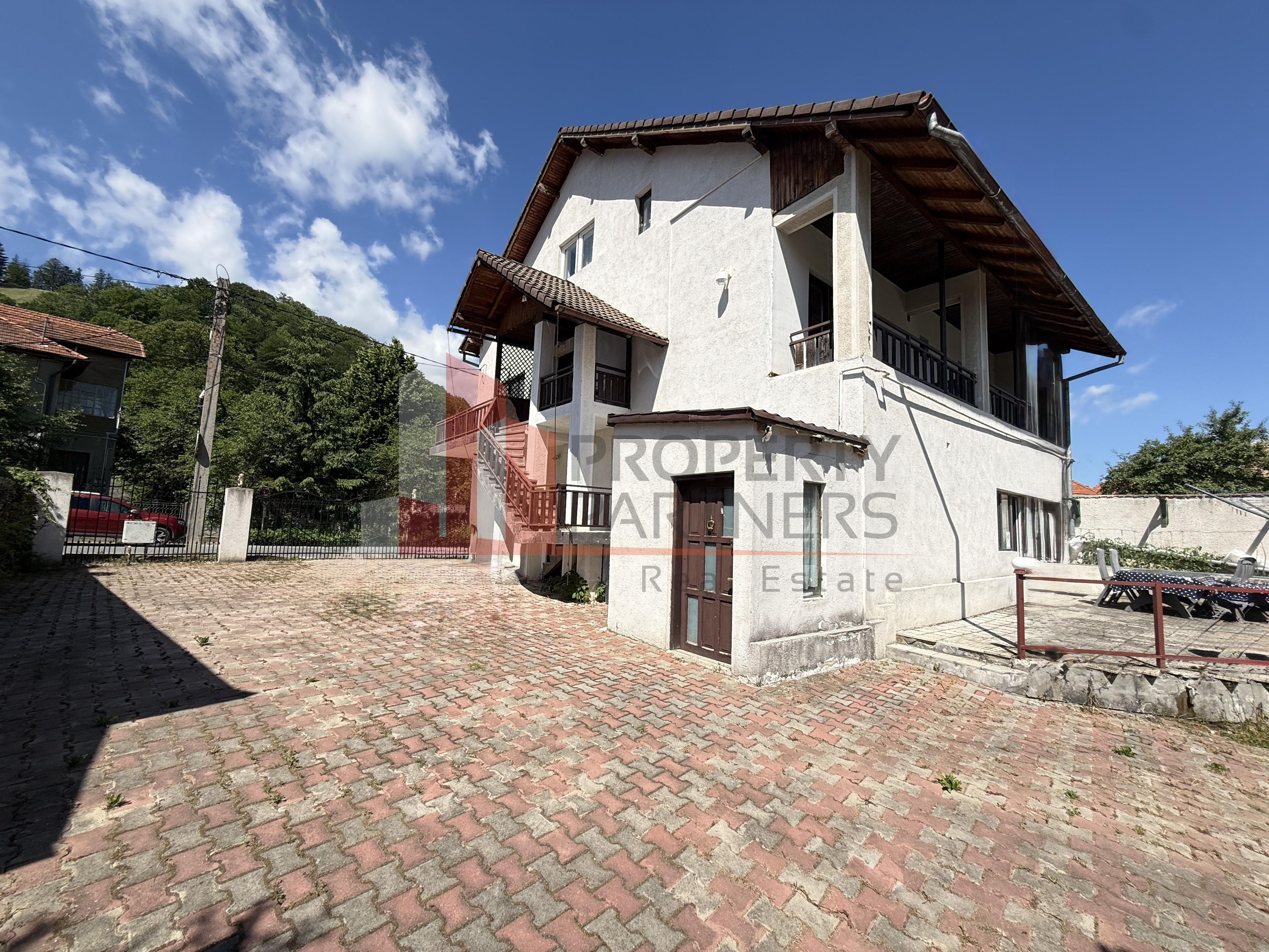 Pensiune lângă Castelul Bran | 9 camere | Pregătită pentru activitate - 17