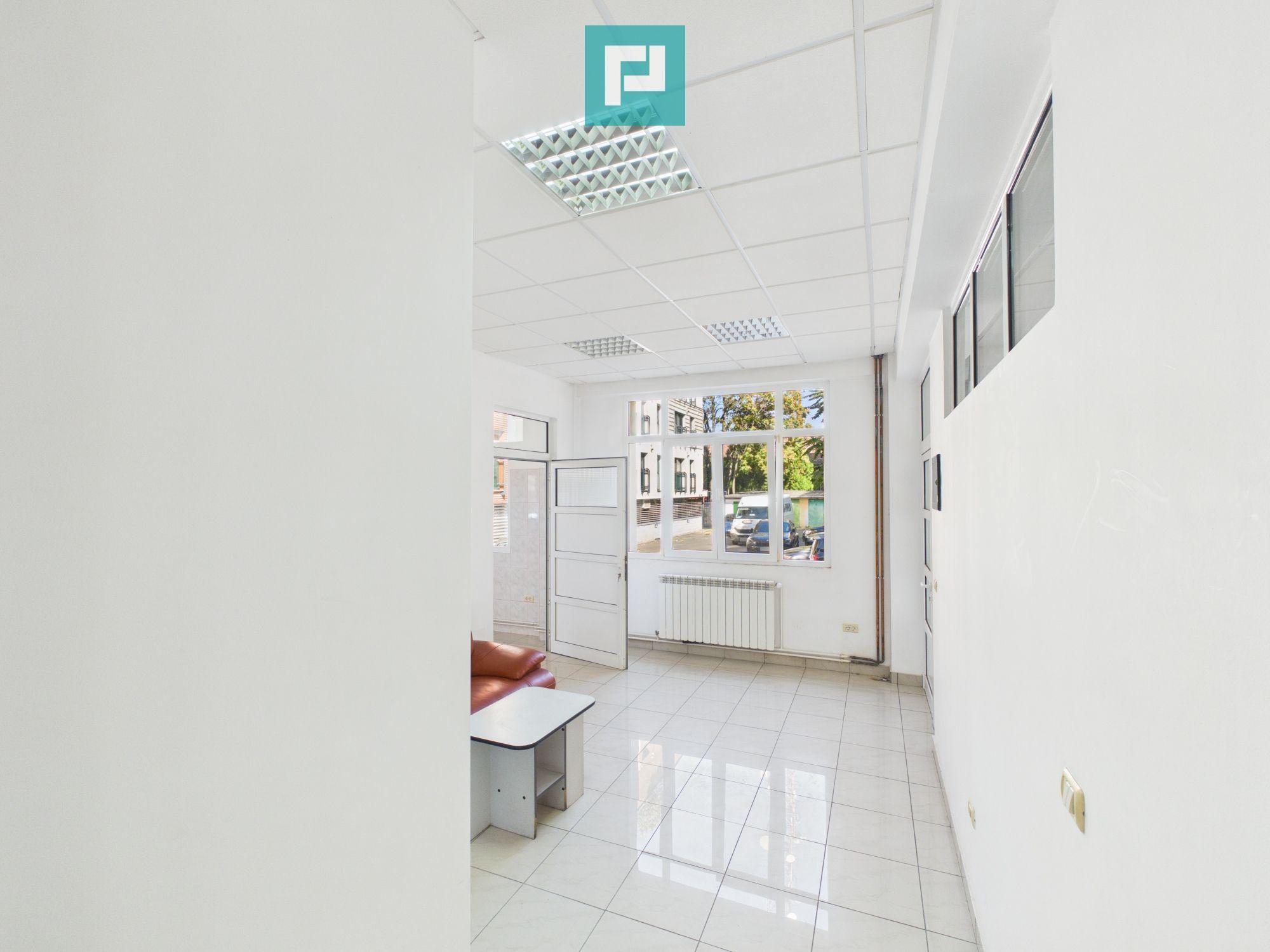 Imobil central cu destinație medicală, Arad - 17