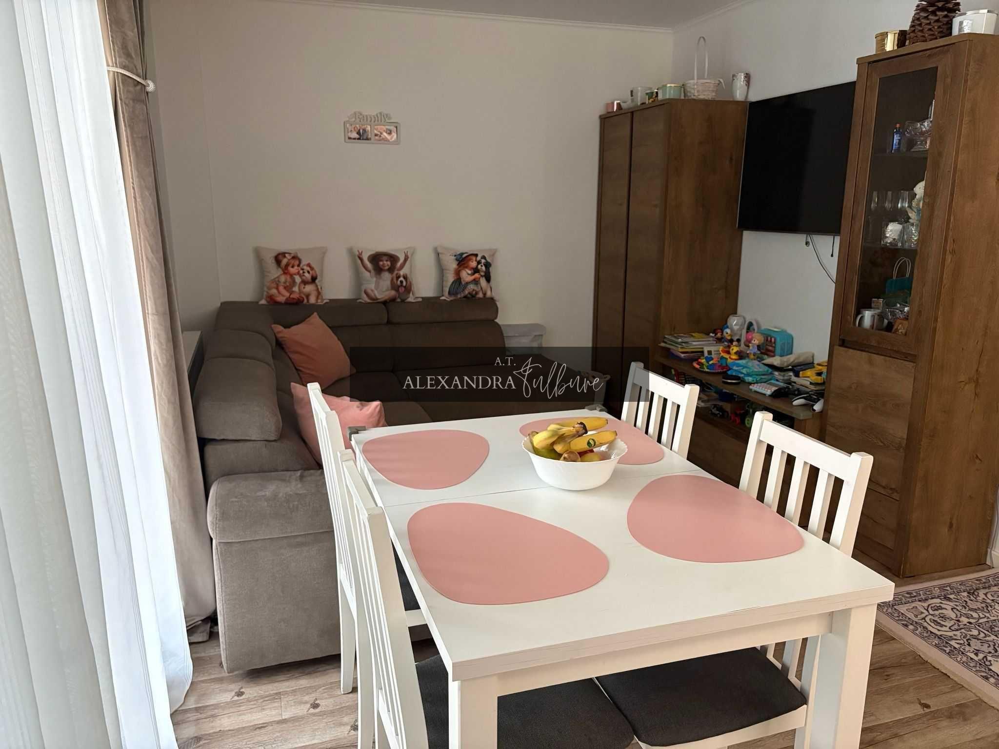 Apartament 3 camere, 2 balcoane, etaj intermediar - 3