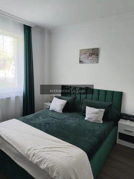 Apartament 3 camere, 2 bai, balcon, Teilor - 2