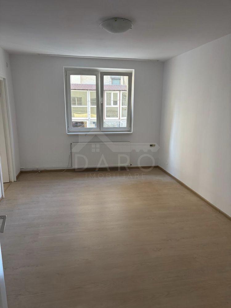 Vindem apartament 2 camere ultracentral - 8