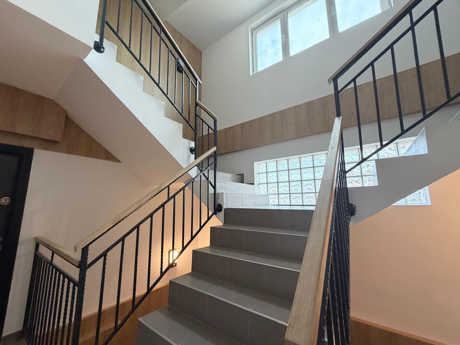 3-Bedroom Apartment Iancu Nicolae Near Private Schools - 15