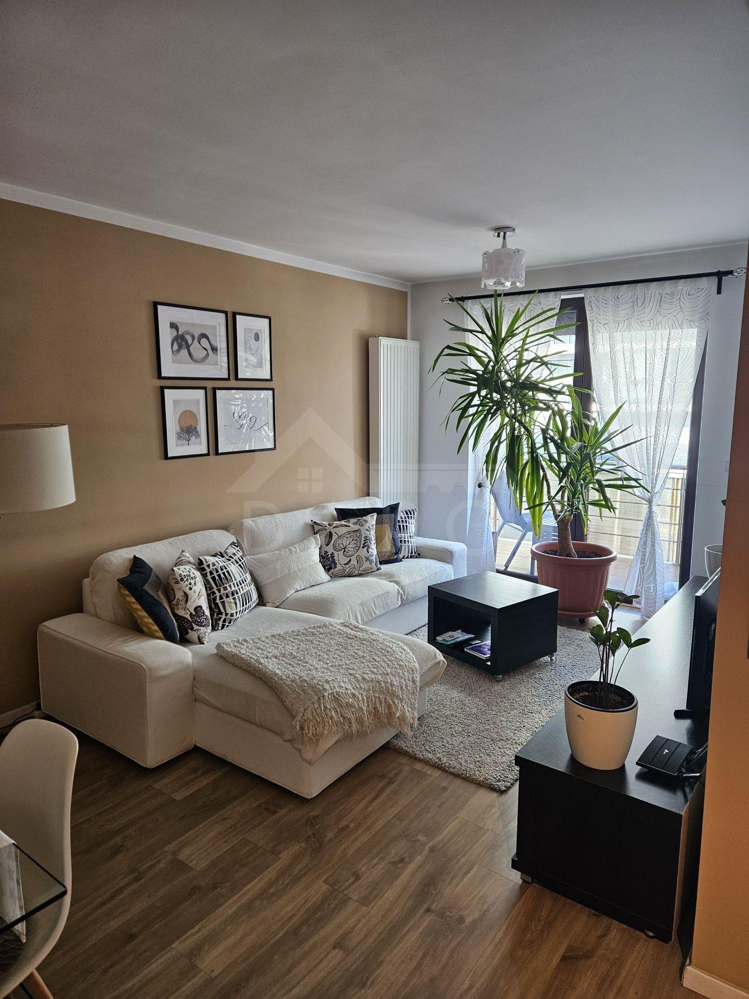 Ofer spre inchiriere apartament cu 2 camere in complexul rezidential Acta Colors - 1