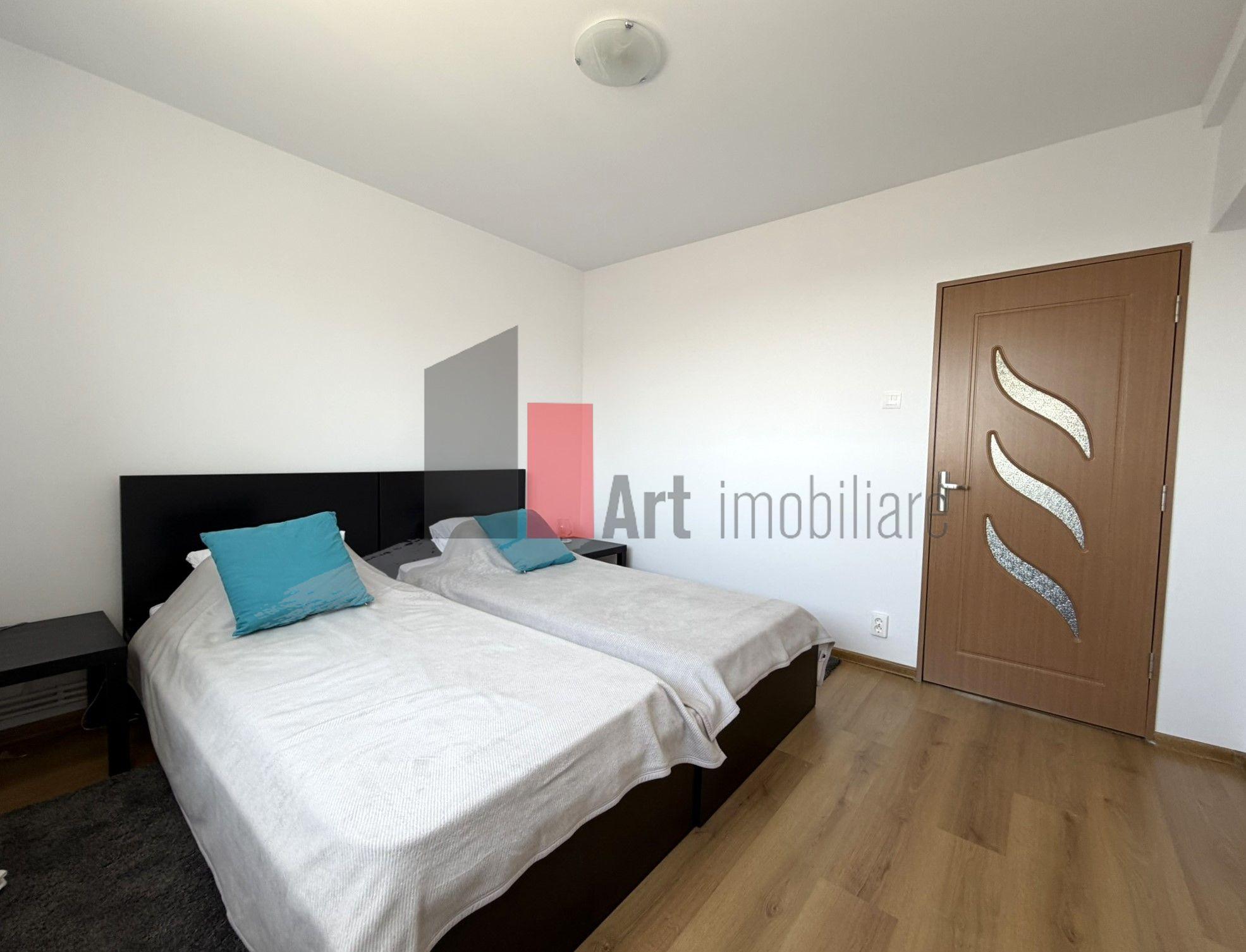 Apartament renovat, decomandat, luminos | Zona Dristor metrou - 1