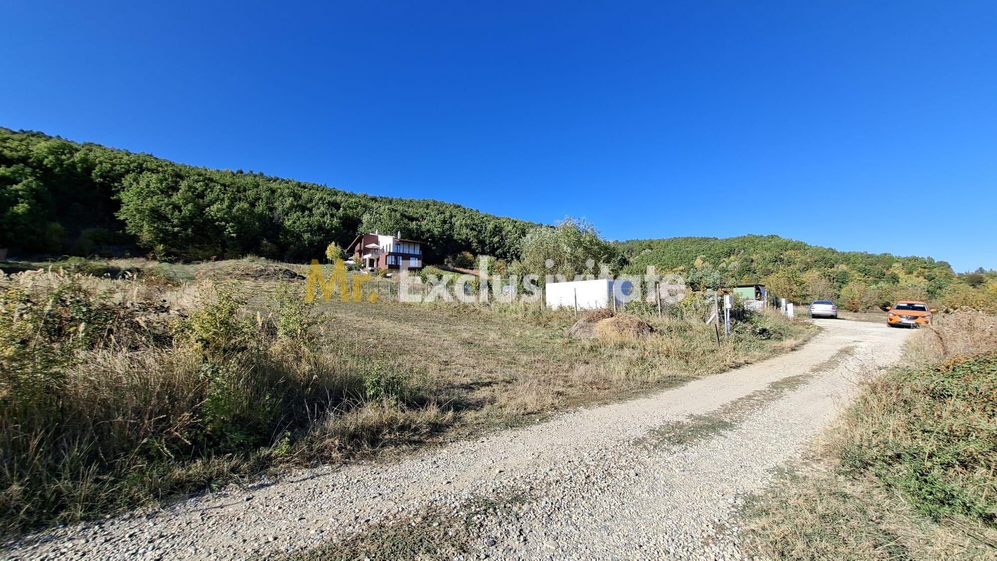 Teren 2090 mp Stefanesti-Rebreanu zona superba - 1