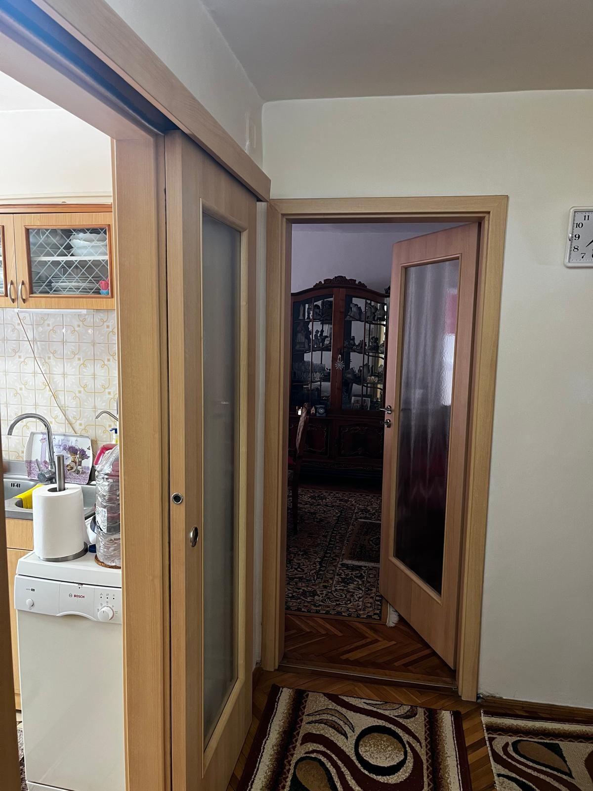 Apartament cu 4 camere, 80 mp utili la etajul 1 chiar in Calea Lipovei - 3