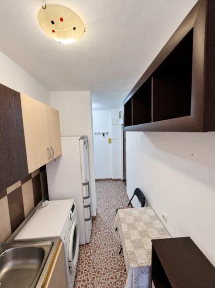 Apartament cu 1 cameră pe Liviu Rebreanu cu Centrală și Boxă în CF - 9