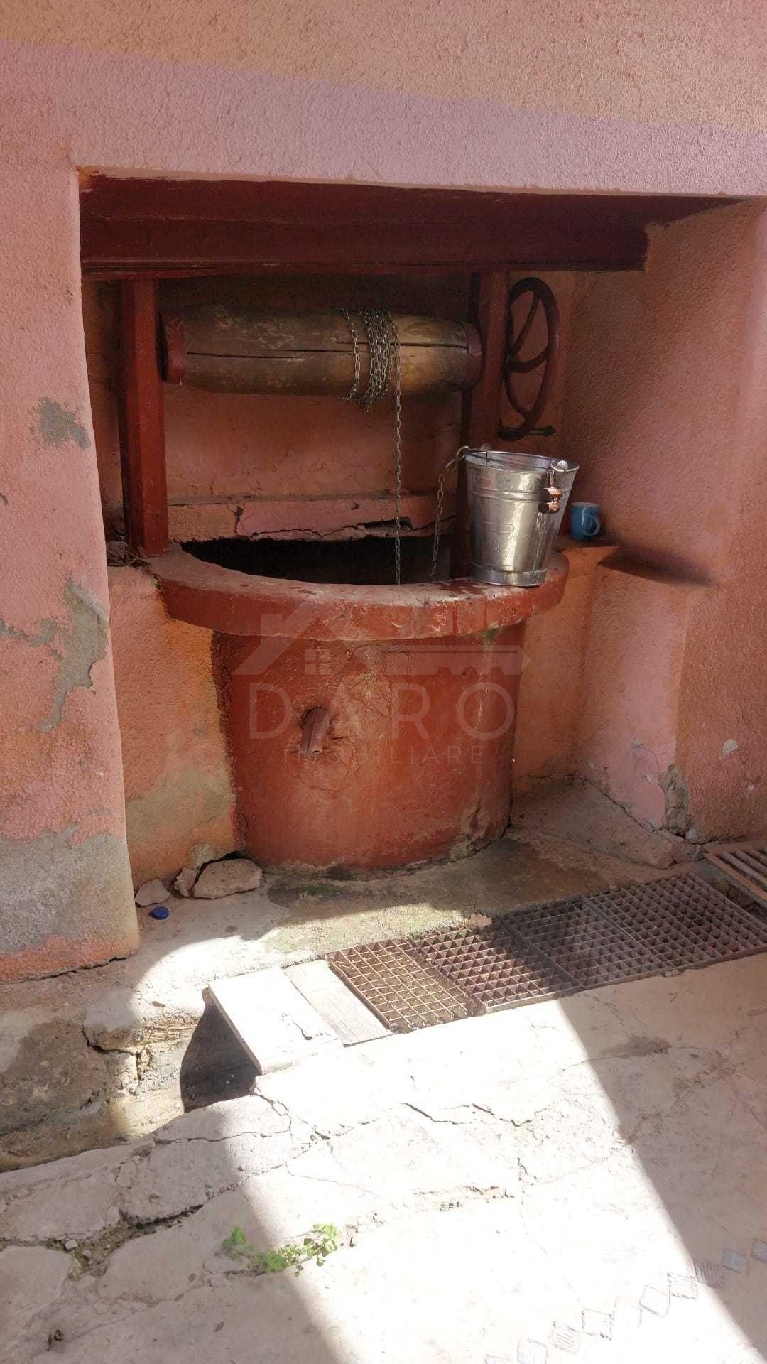 casa la tara in localitate la 30 kilometri de oras - 4