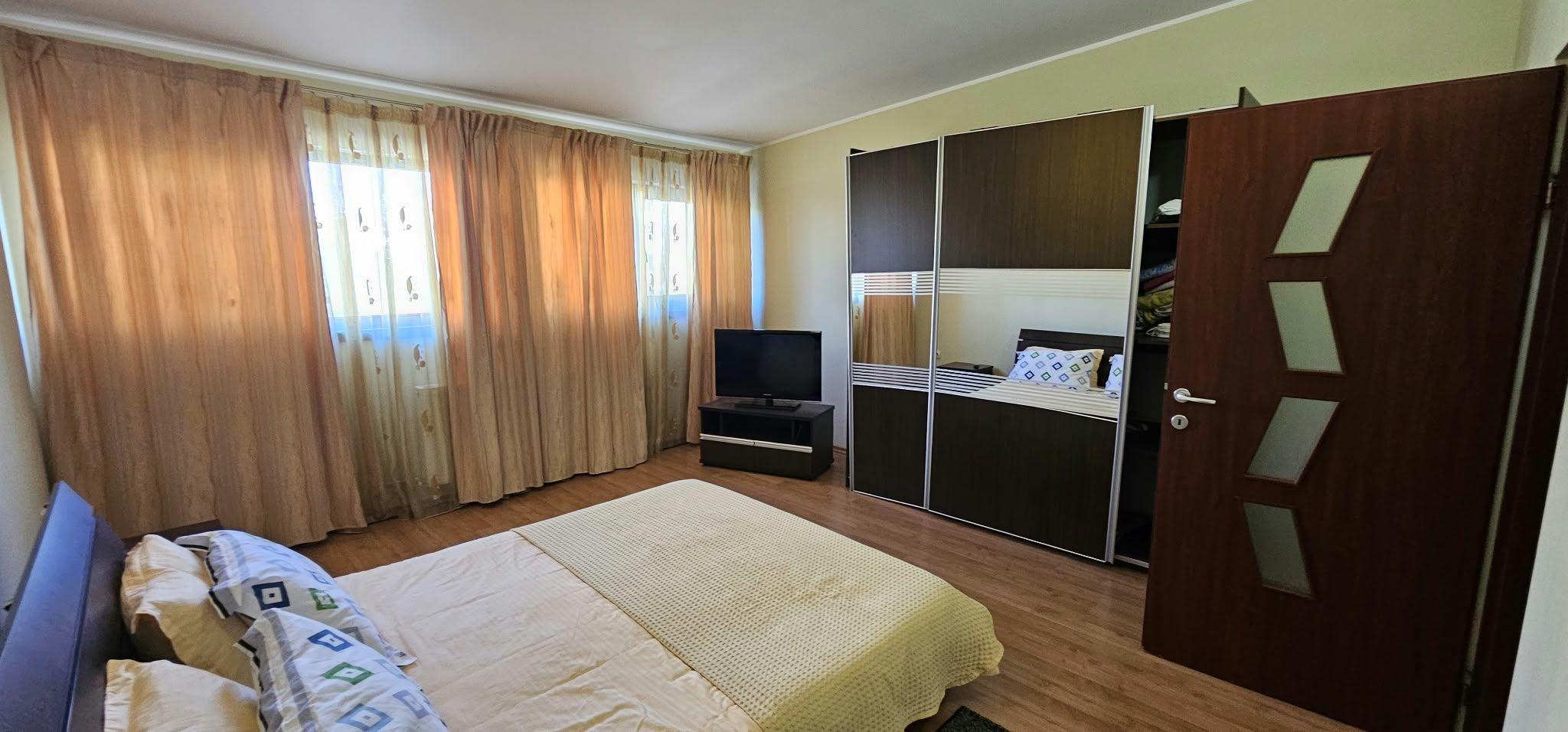Spațiu - apartament 5 camere de închiriat – 160 mp - Micro 20 – zona BKO - 3