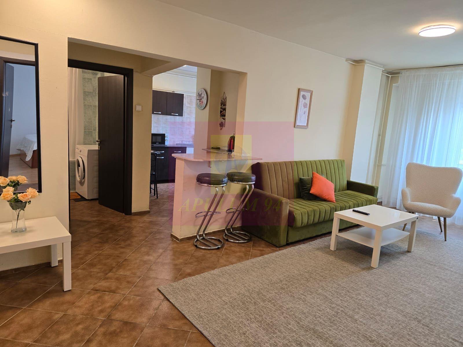 Vanzare apartament 2 camere bd Decebal stradal, parking - 1