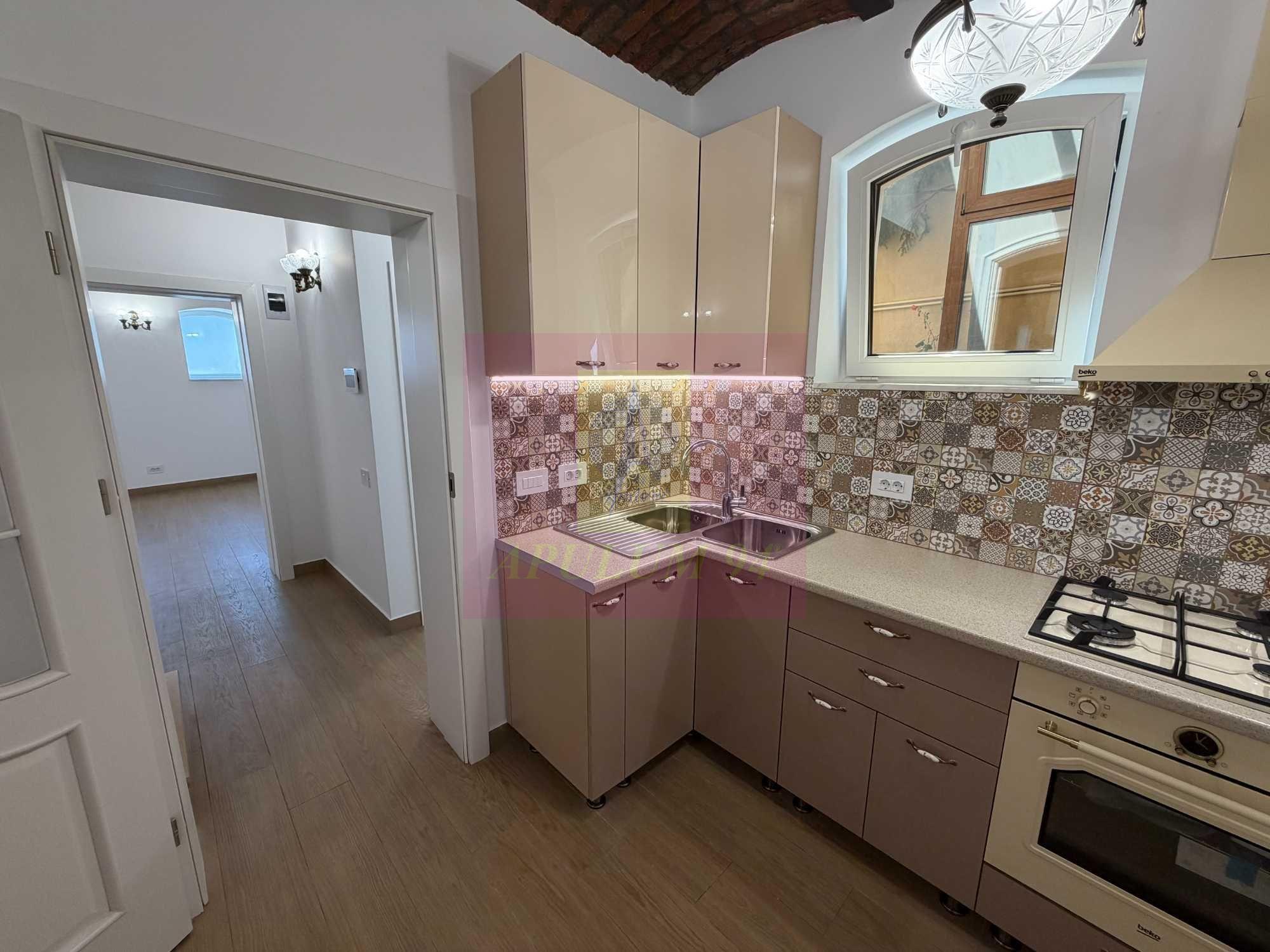 Casă de închiriat lângă Piața Victoriei | 5 camere, 120 mp - 2
