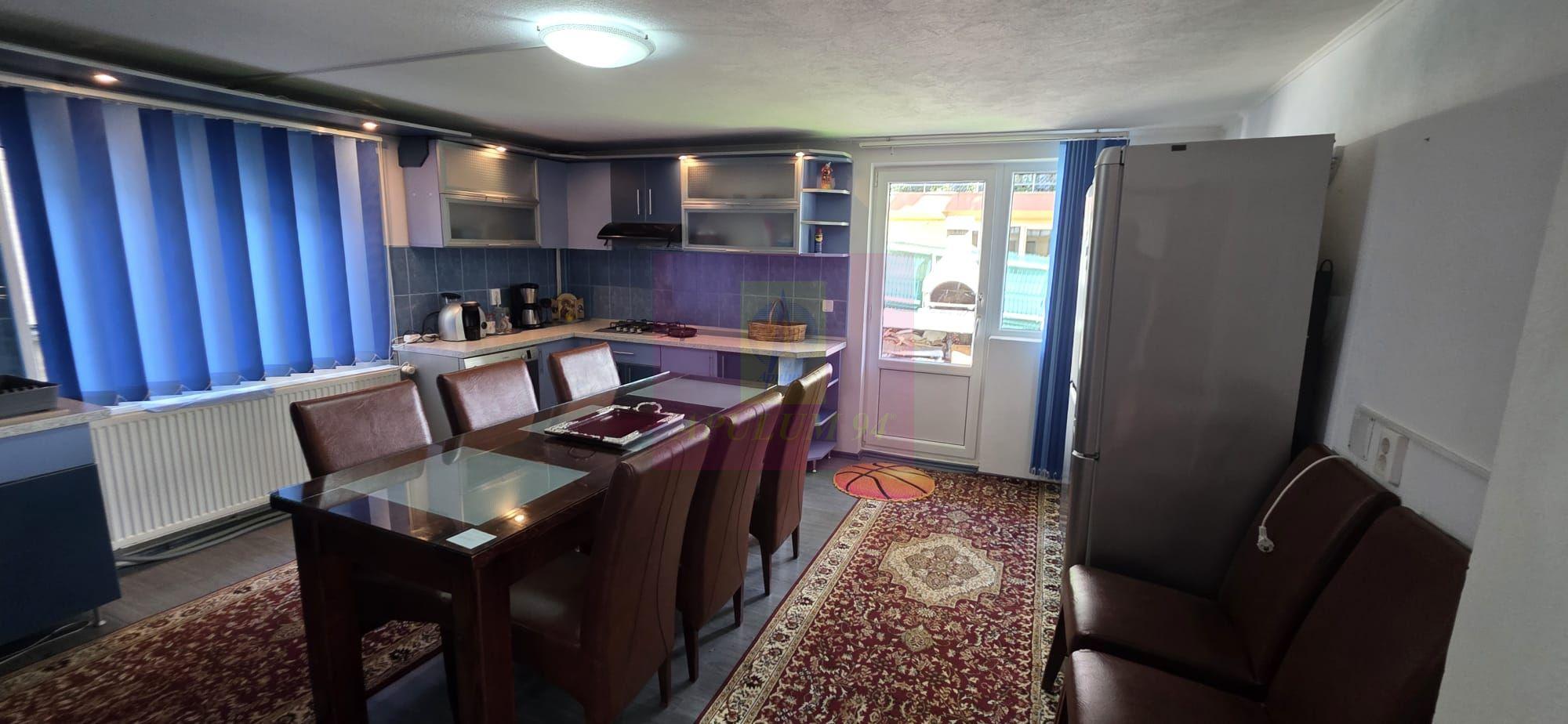 Vila cu 7 camere de vanzare in Busteni - 14