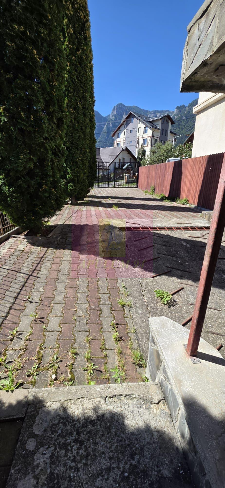 Vila cu 7 camere de vanzare in Busteni - 51
