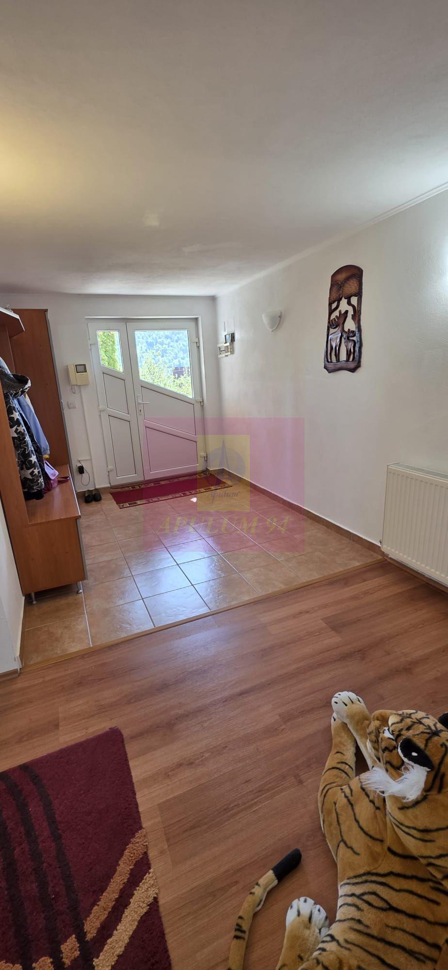 Vila cu 7 camere de vanzare in Busteni - 43