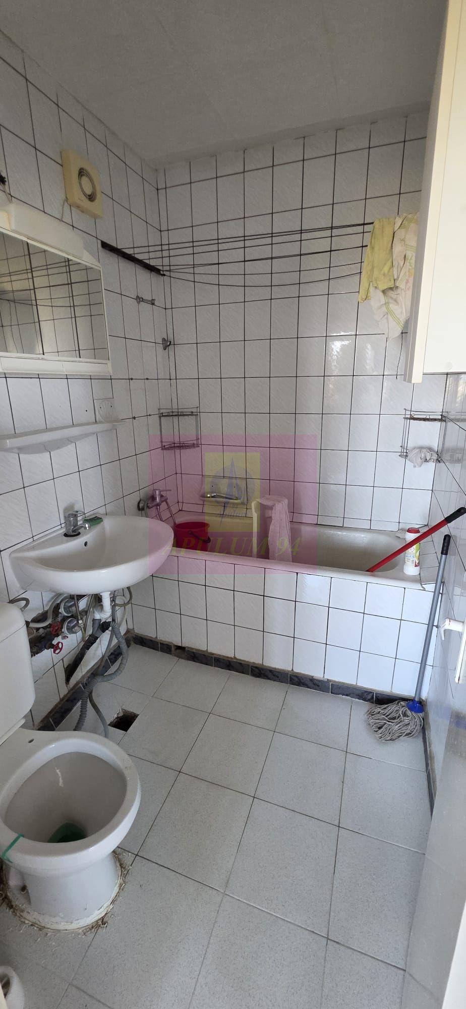 Apartament 3 camere de vanzare in Ploiesti, zona Cameliei - 15