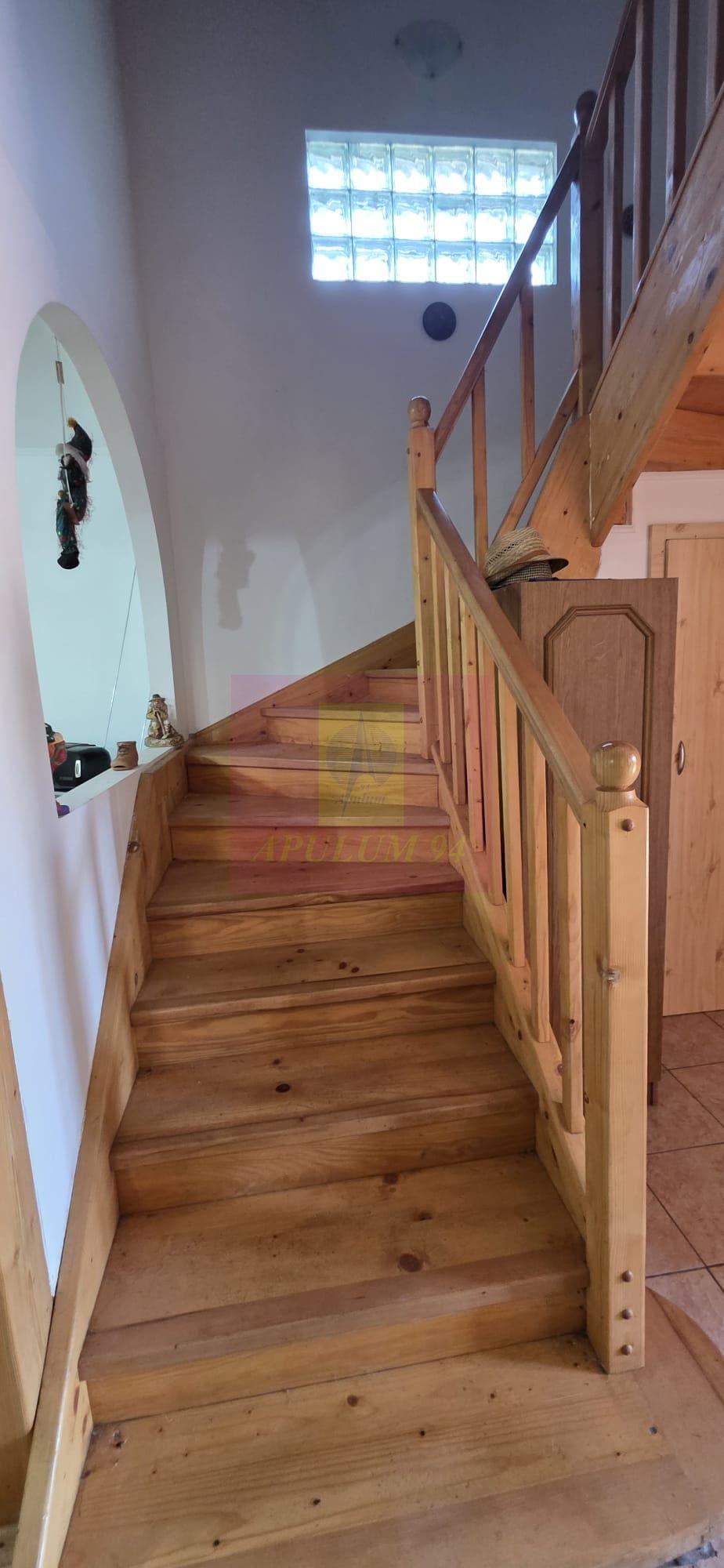 Vila cu 4 camere de vanzare in Busteni - 22