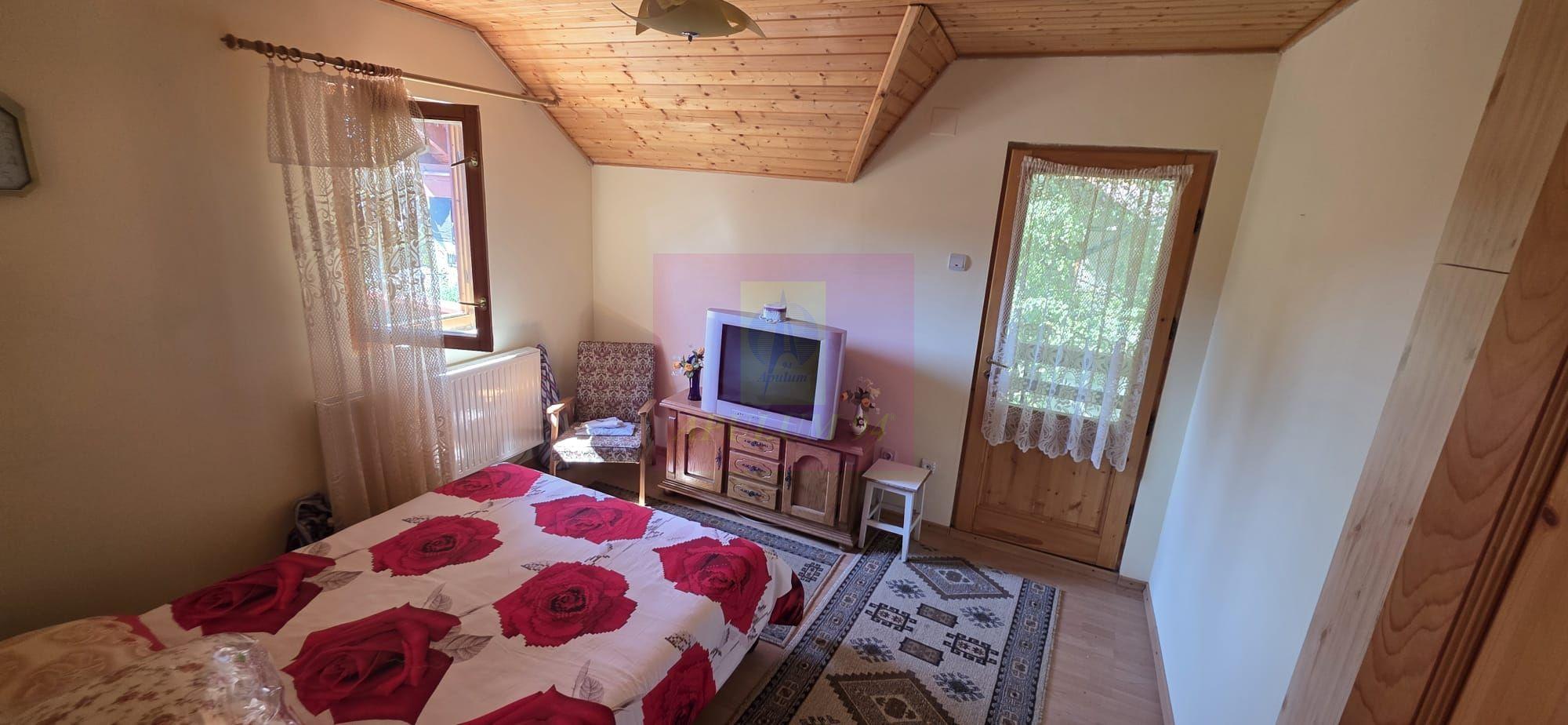 Vila cu 4 camere de vanzare in Busteni - 8