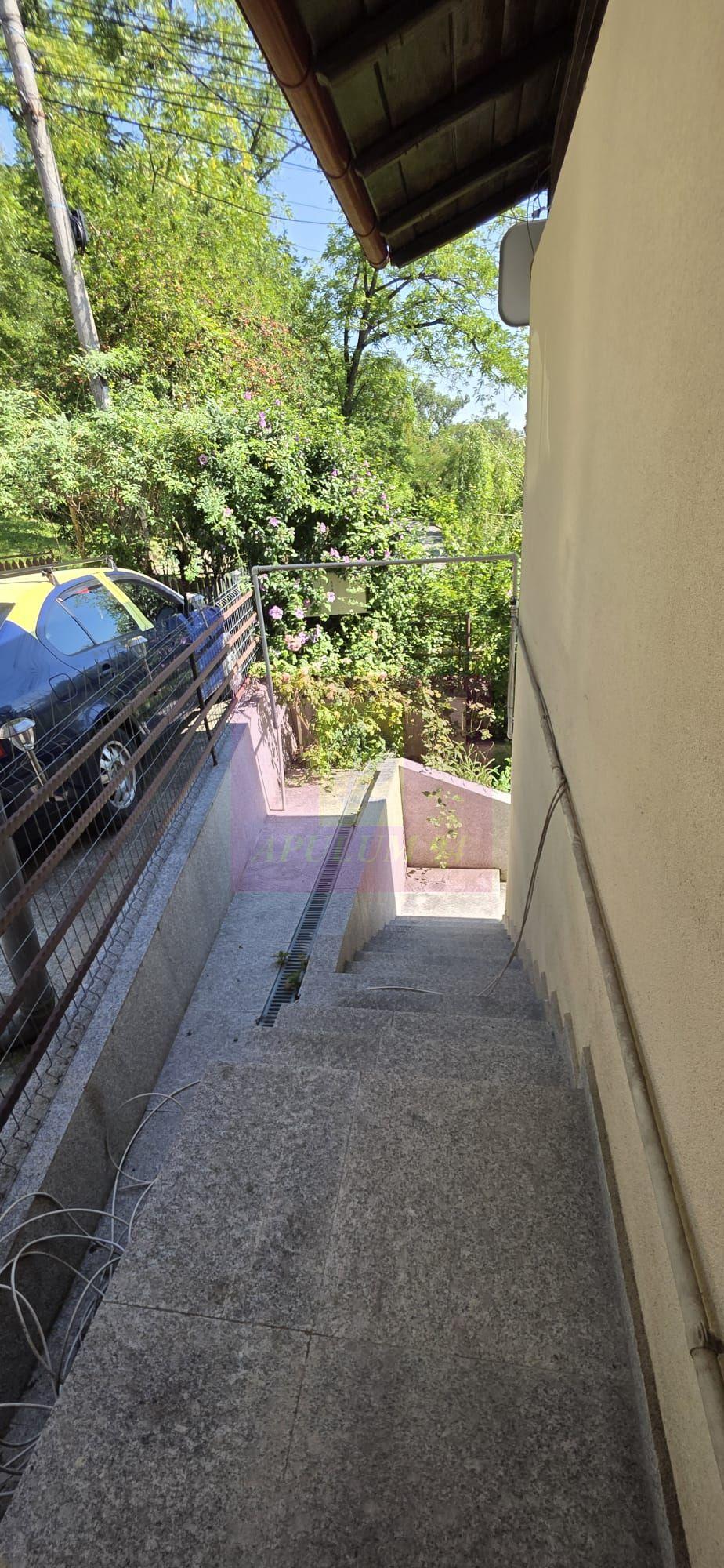 Casa cu 4 camere de vanzare in Campina - 31