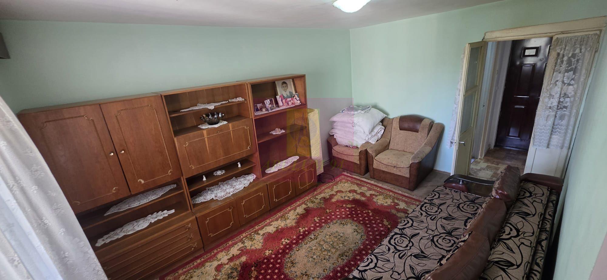 Apartament 3 camere de vanzare in Campina - 4