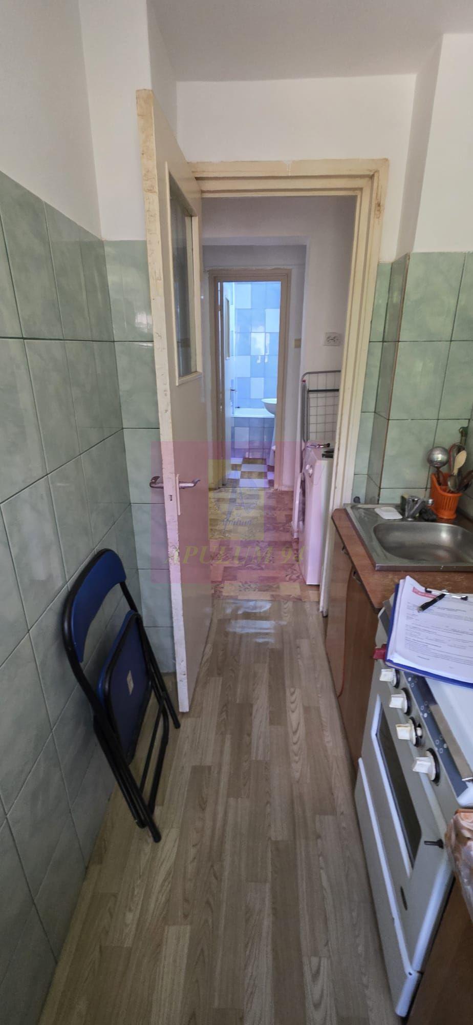 Apartament 3 camere de vanzare in Campina - 8