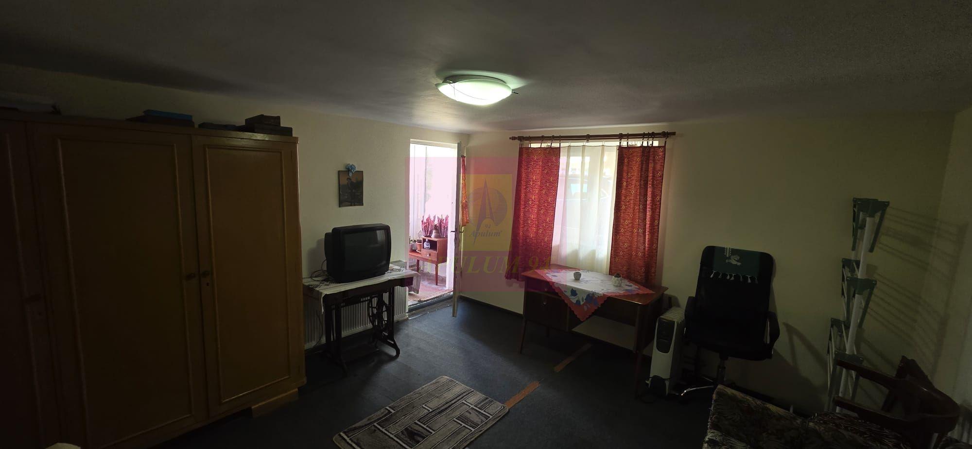 Casa de vanzare cu 6 camere in Busteni - 8
