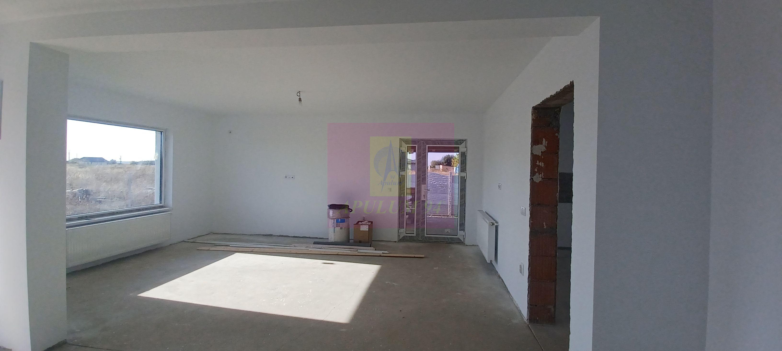 Săbăreni, casă nouă parter 147 mp, curte 400 mp - 7