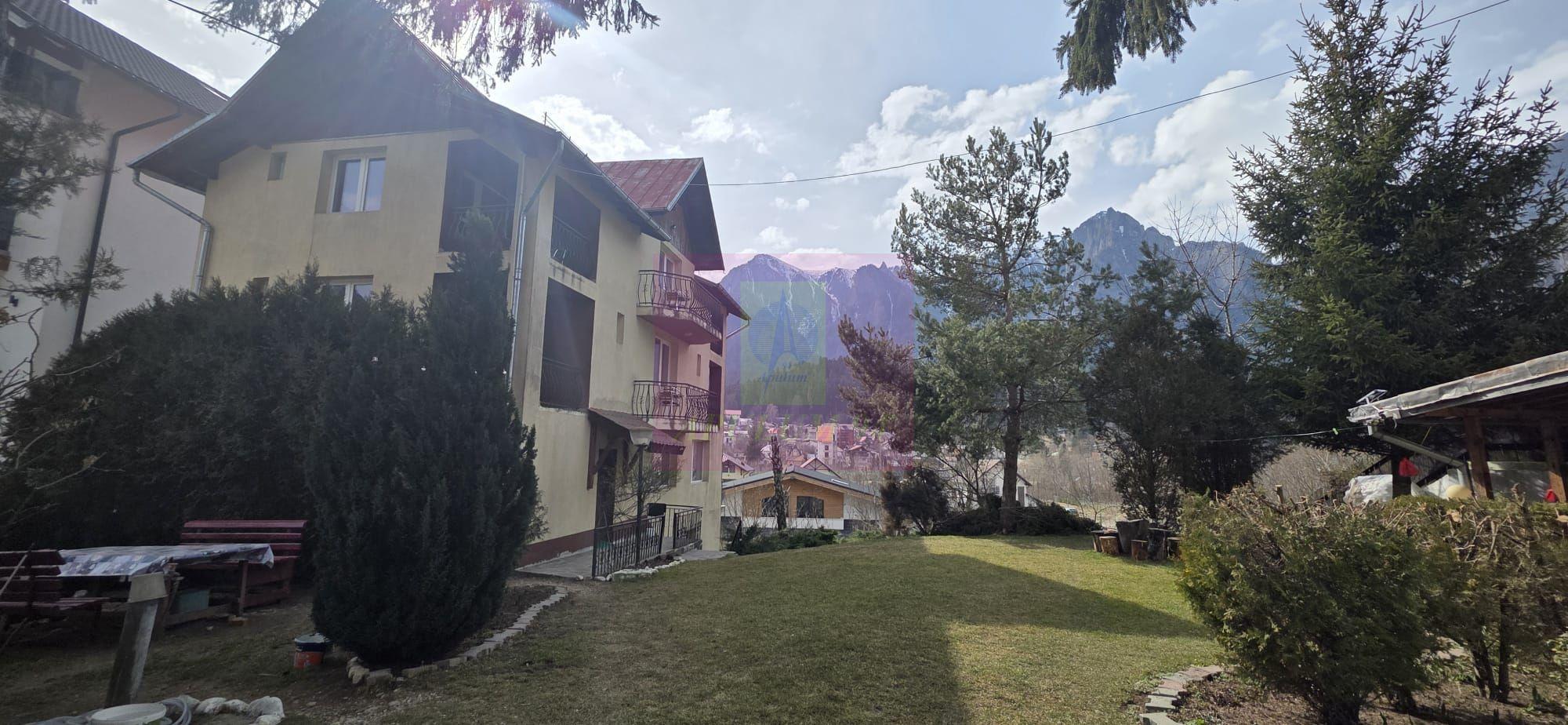 Vila de vânzare cu 8 camere și garaj in Busteni - 1