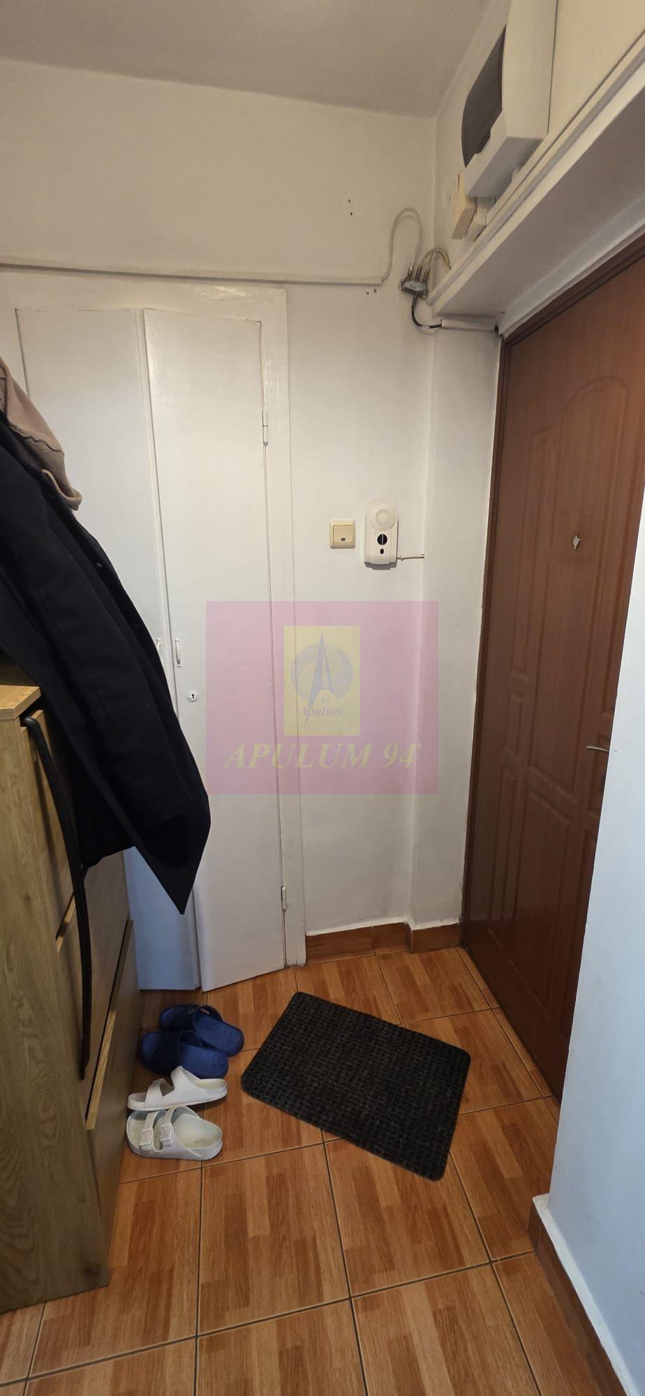 Apartament cu 3 camere de vanzare in Campina - 8
