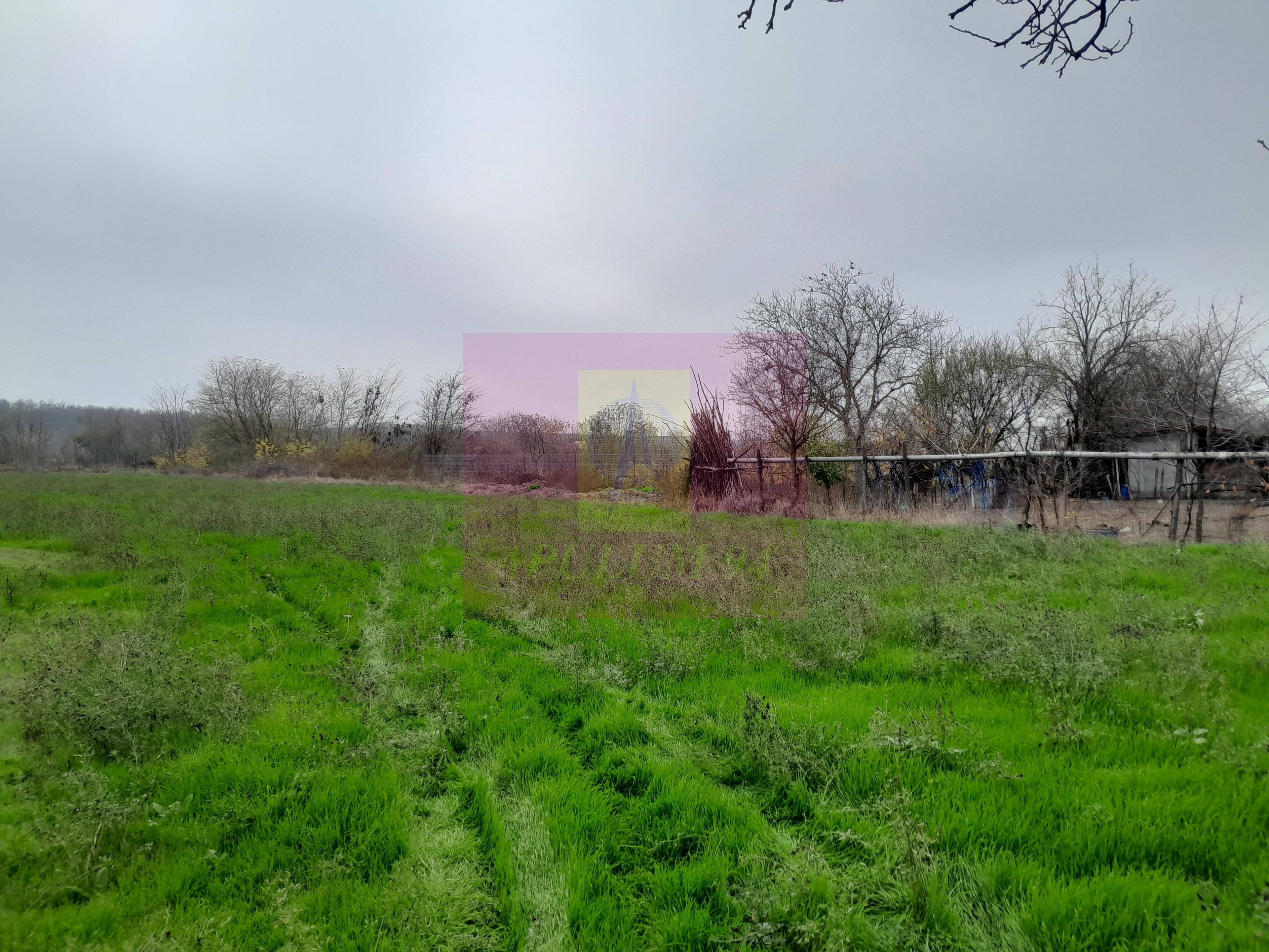 BARCANESTI (IL) - SE VINDE CASA + TEREN 16K MP - 26