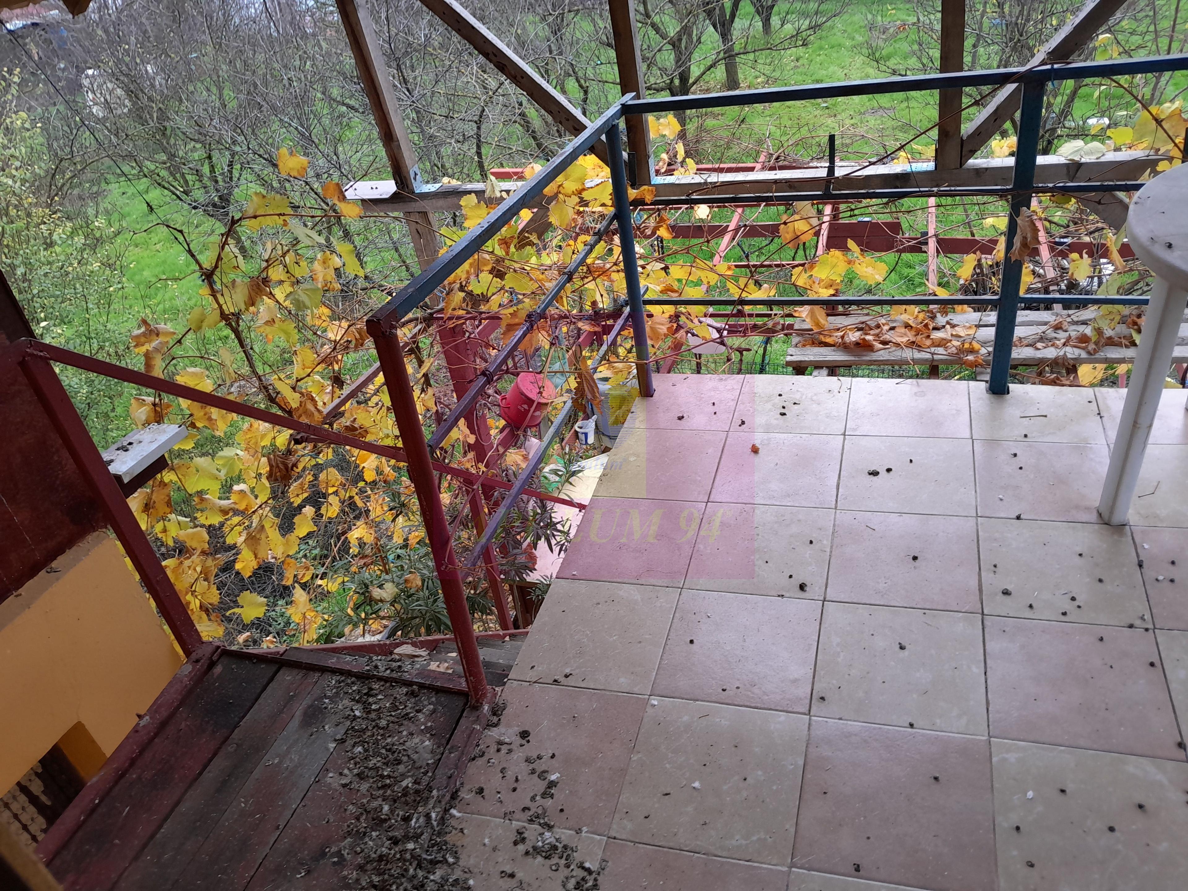 BARCANESTI (IL) - SE VINDE CASA + TEREN 16K MP - 22
