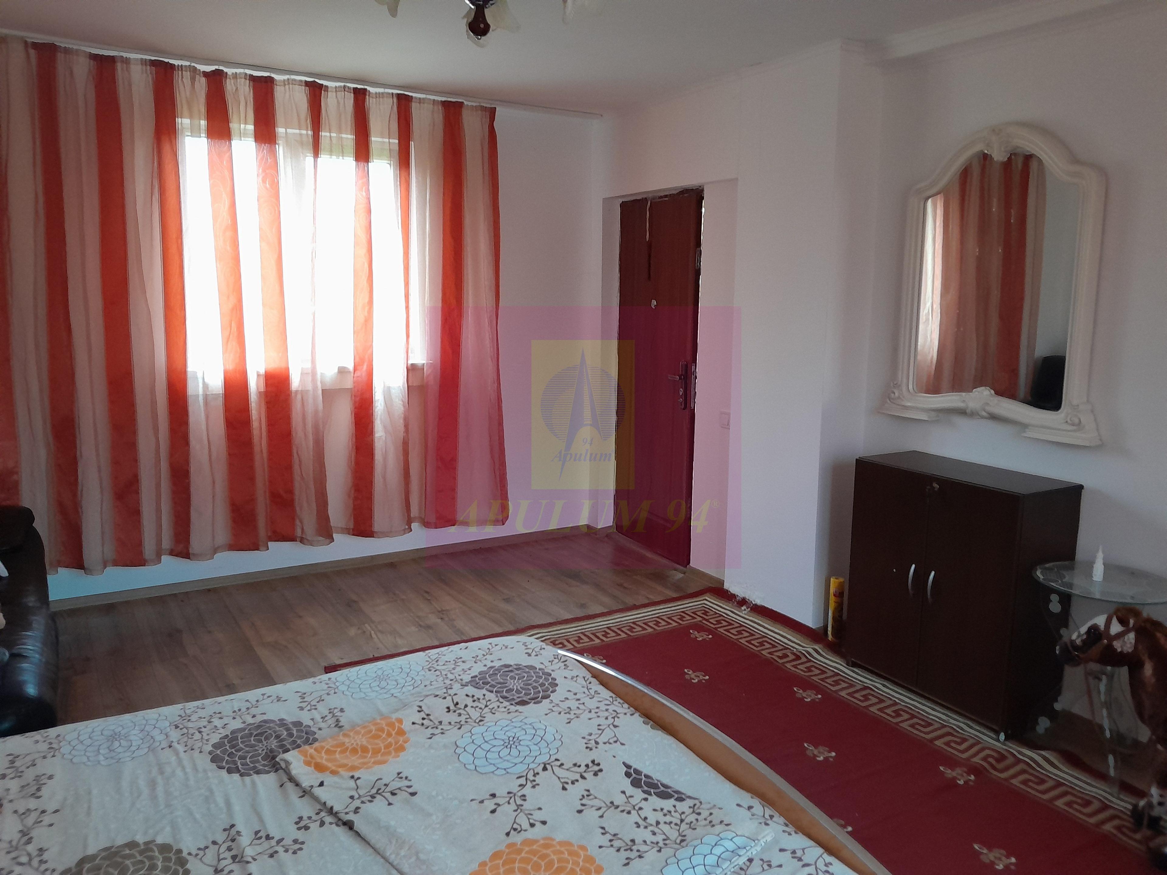 BARCANESTI (IL) - SE VINDE CASA + TEREN 16K MP - 35