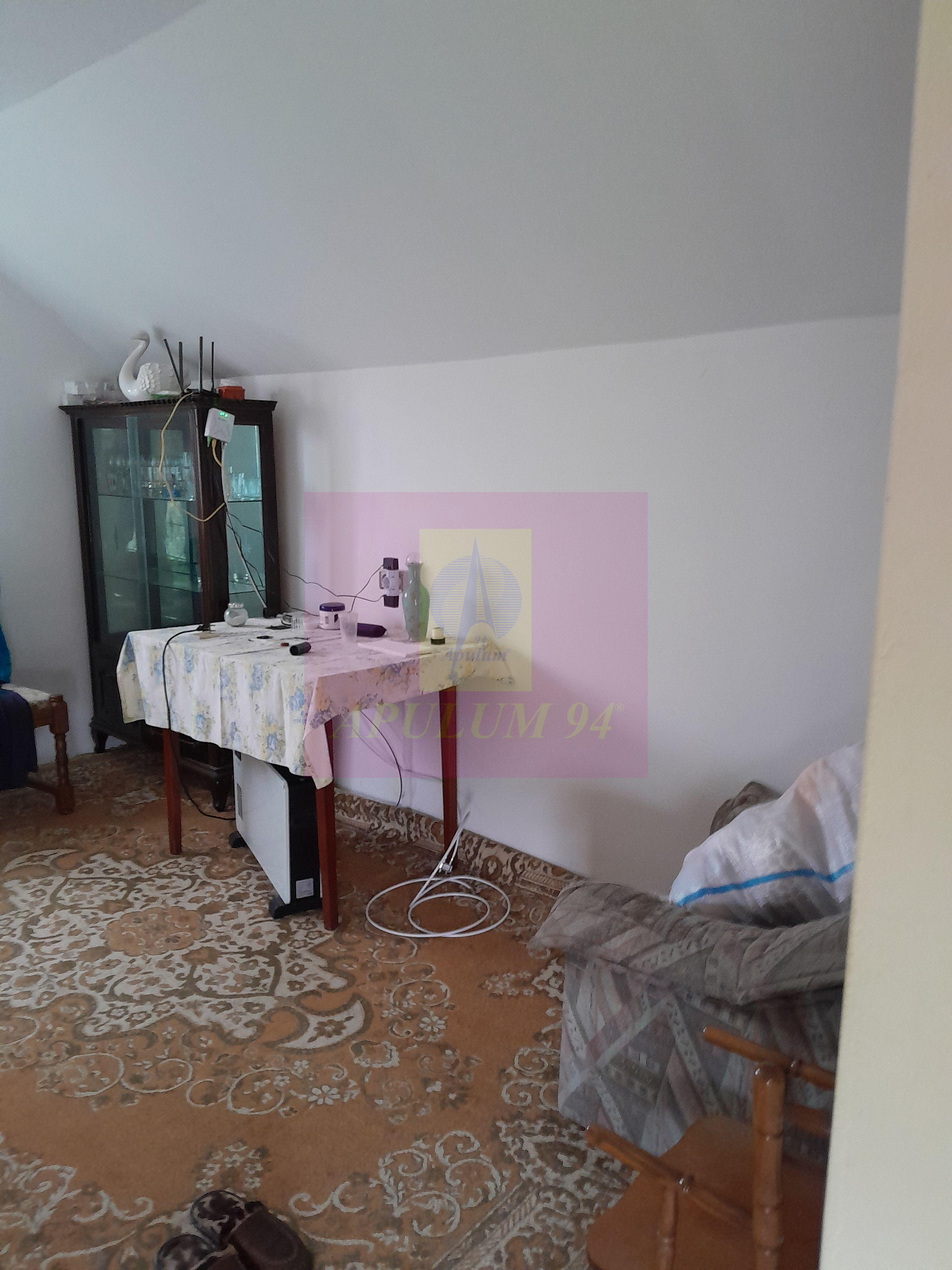 BARCANESTI (IL) - SE VINDE CASA + TEREN 16K MP - 44